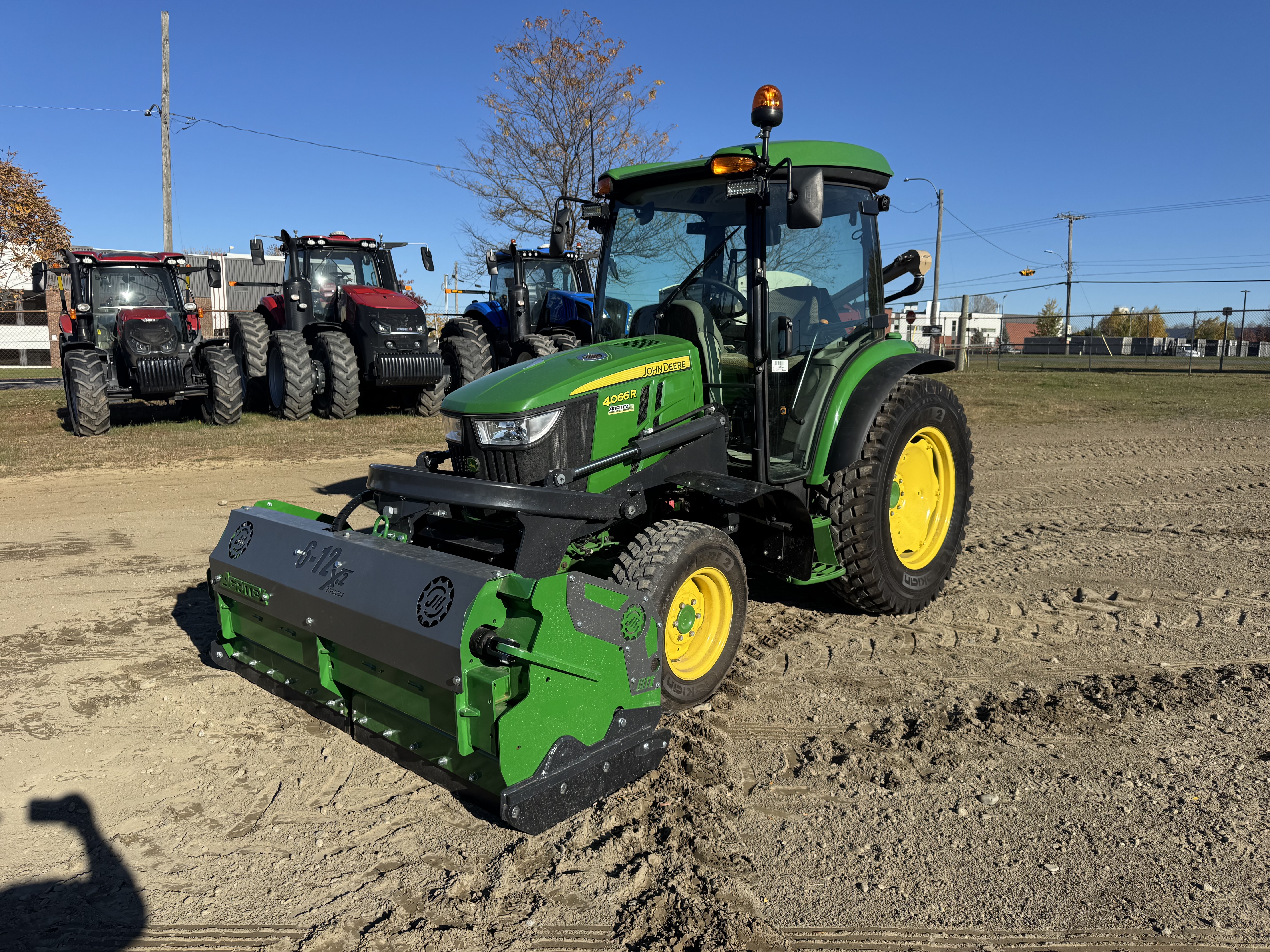 John Deere 4066R NOKIAN GRATTE