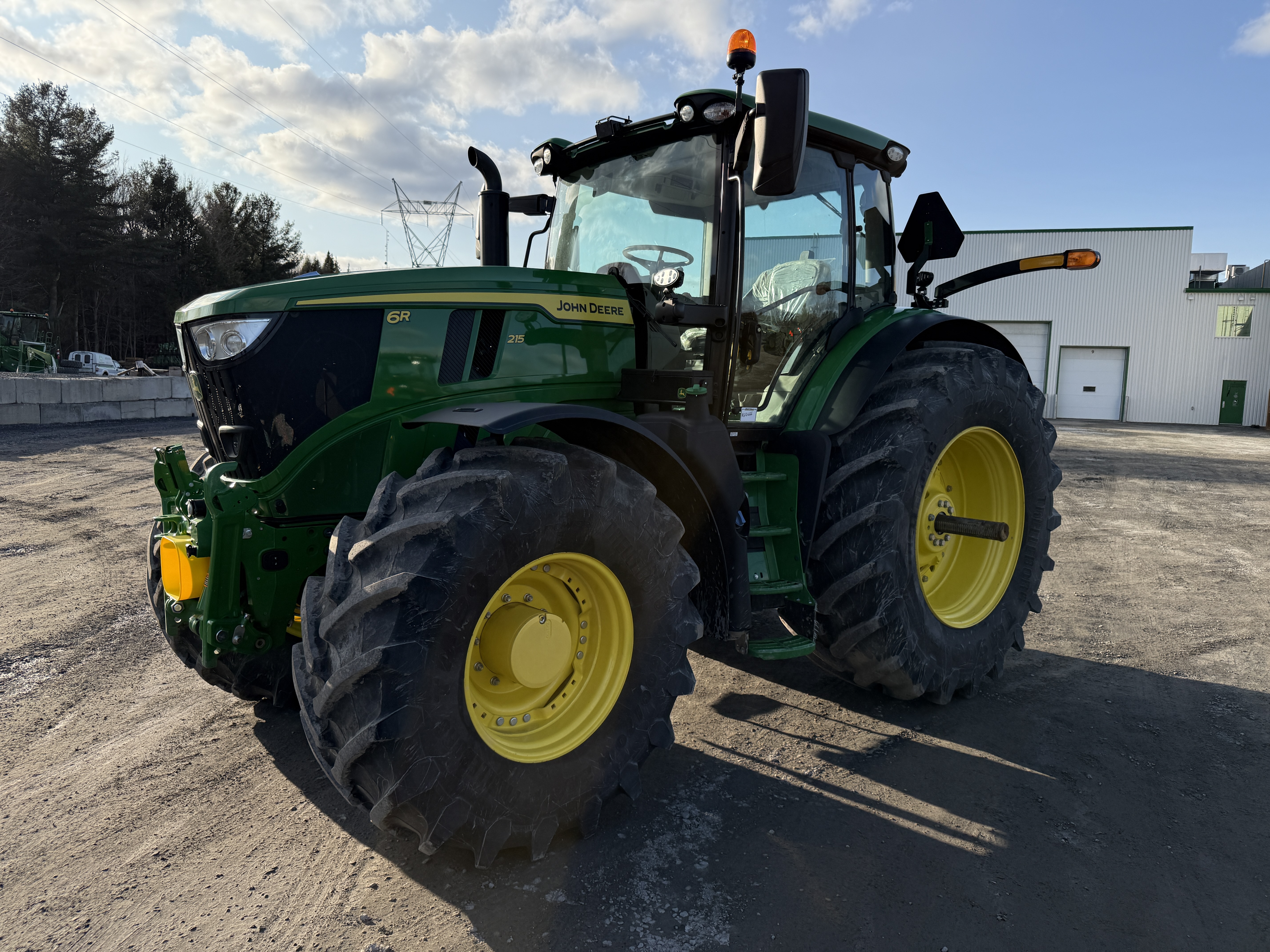 John Deere 6R 215 FRT HITCH PTO   
