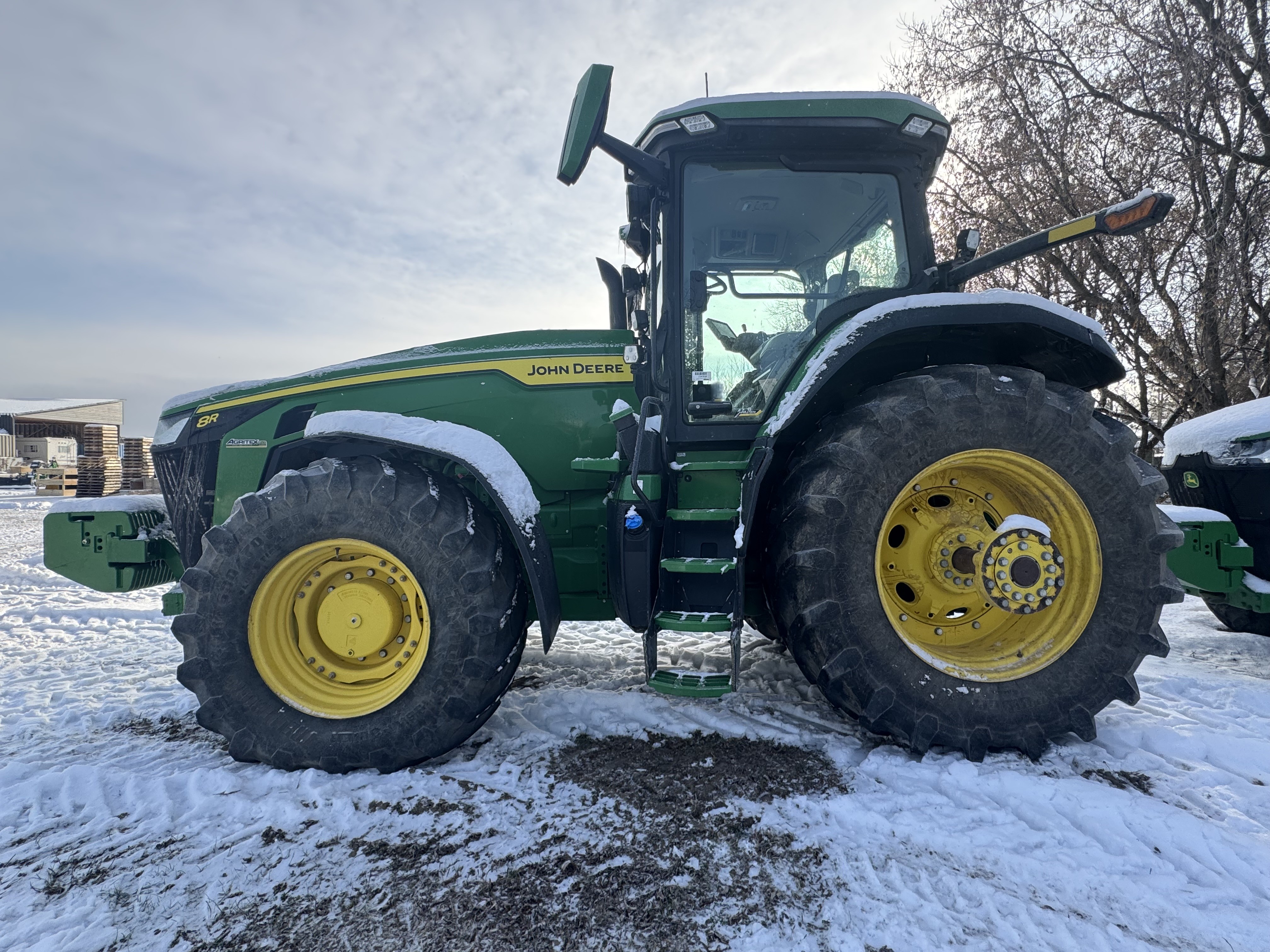 John Deere 8R 230