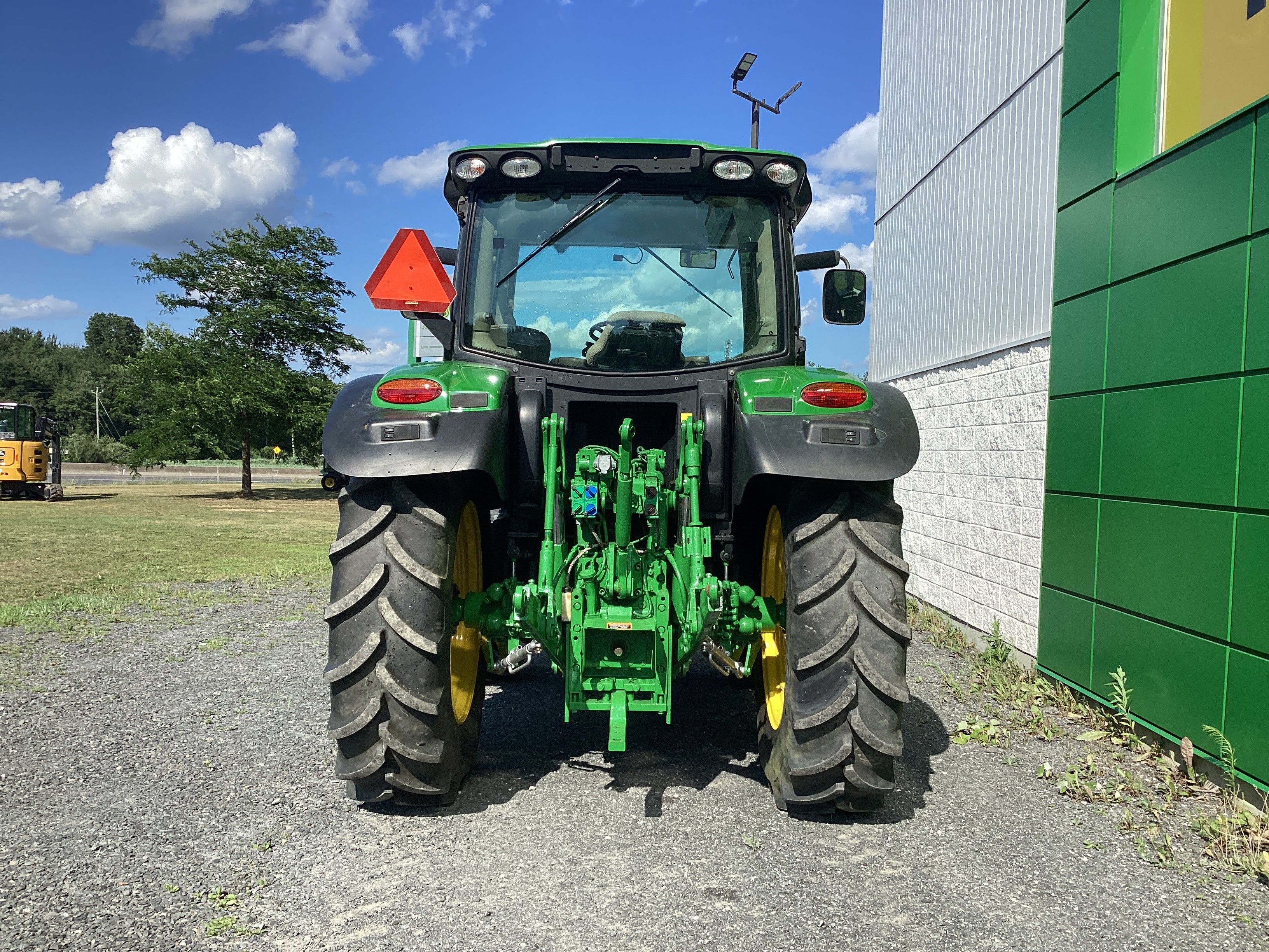 John Deere 6125R