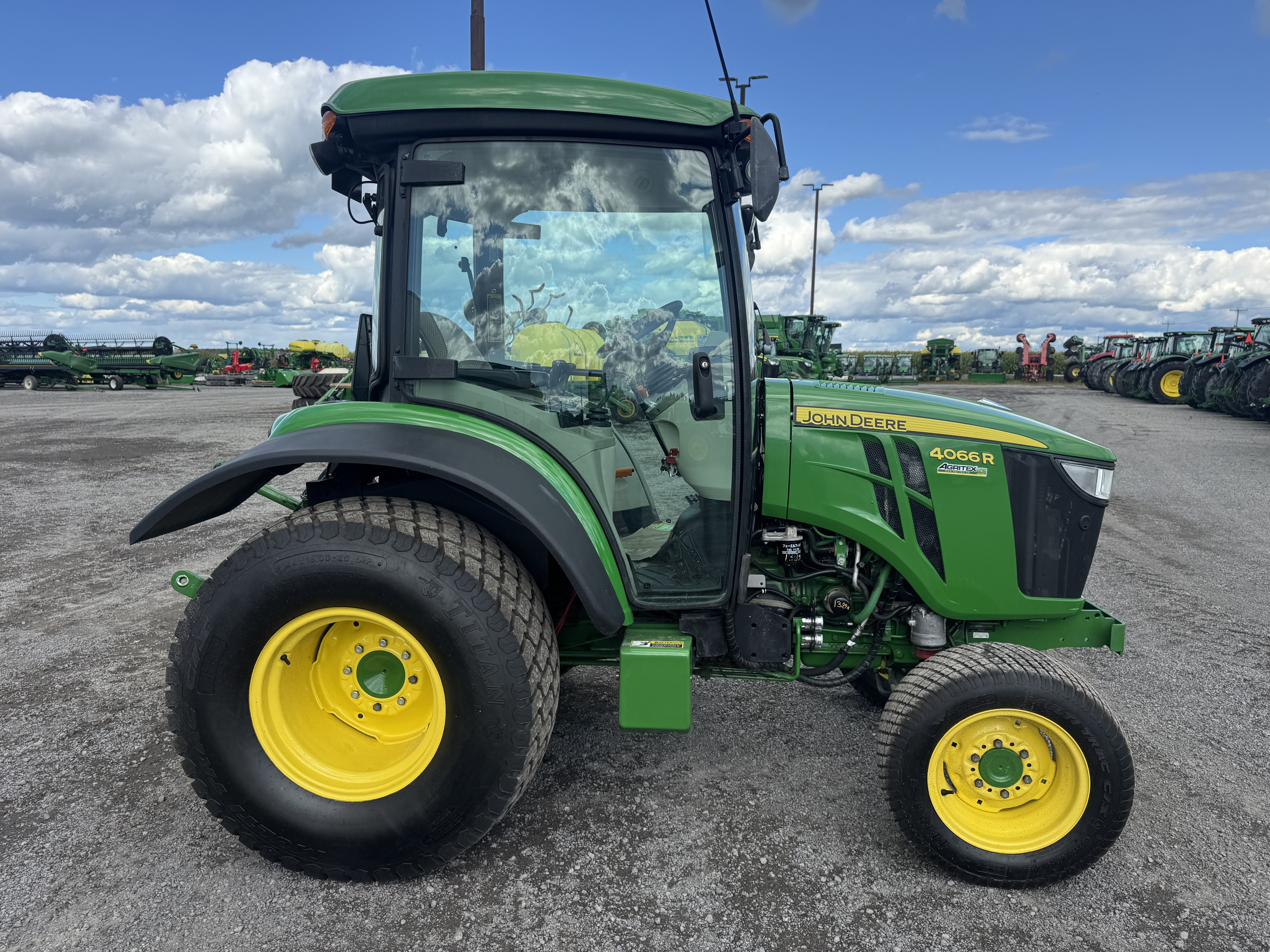 John Deere 4066R TURF