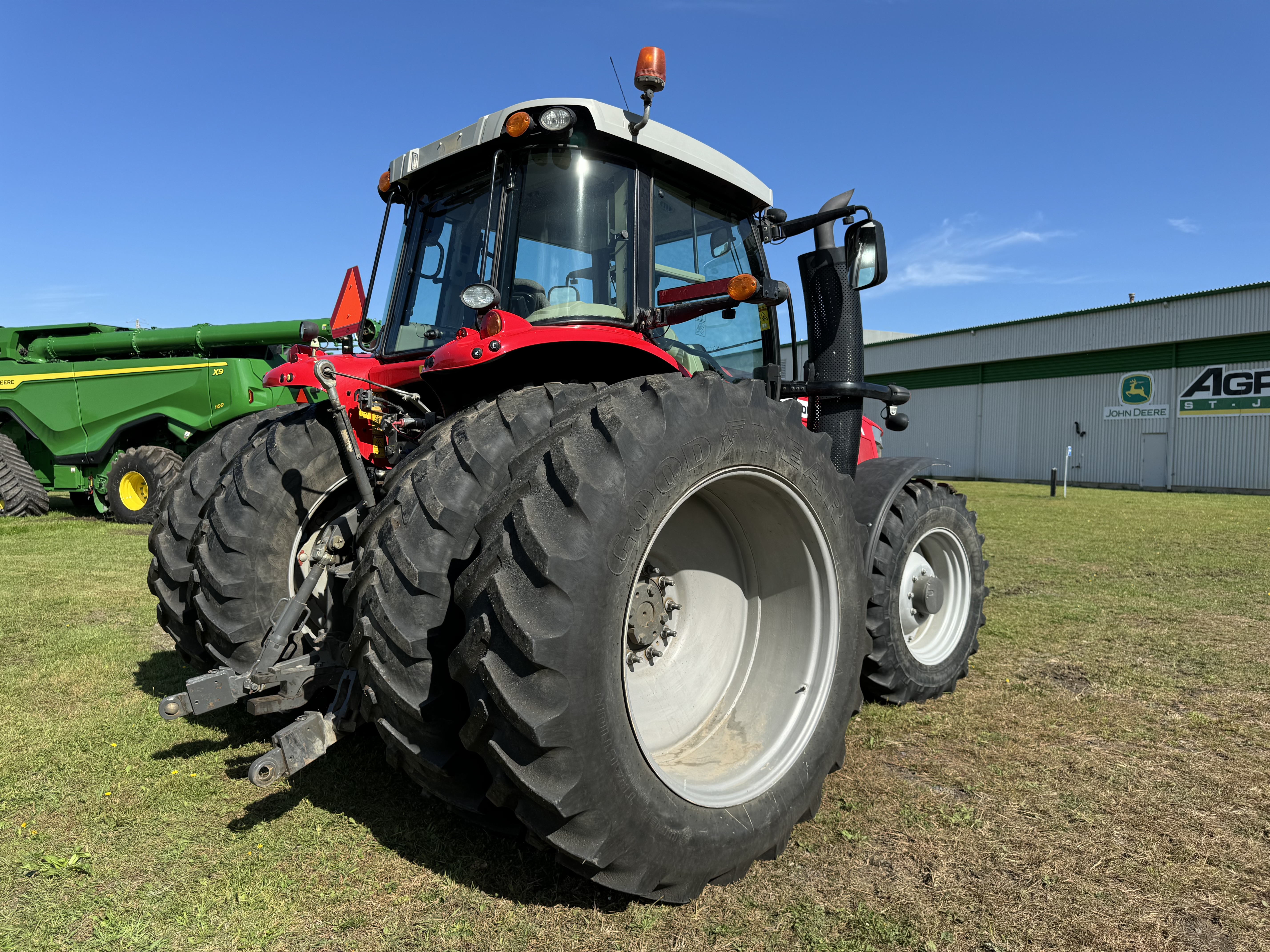 Massey Ferguson 6614