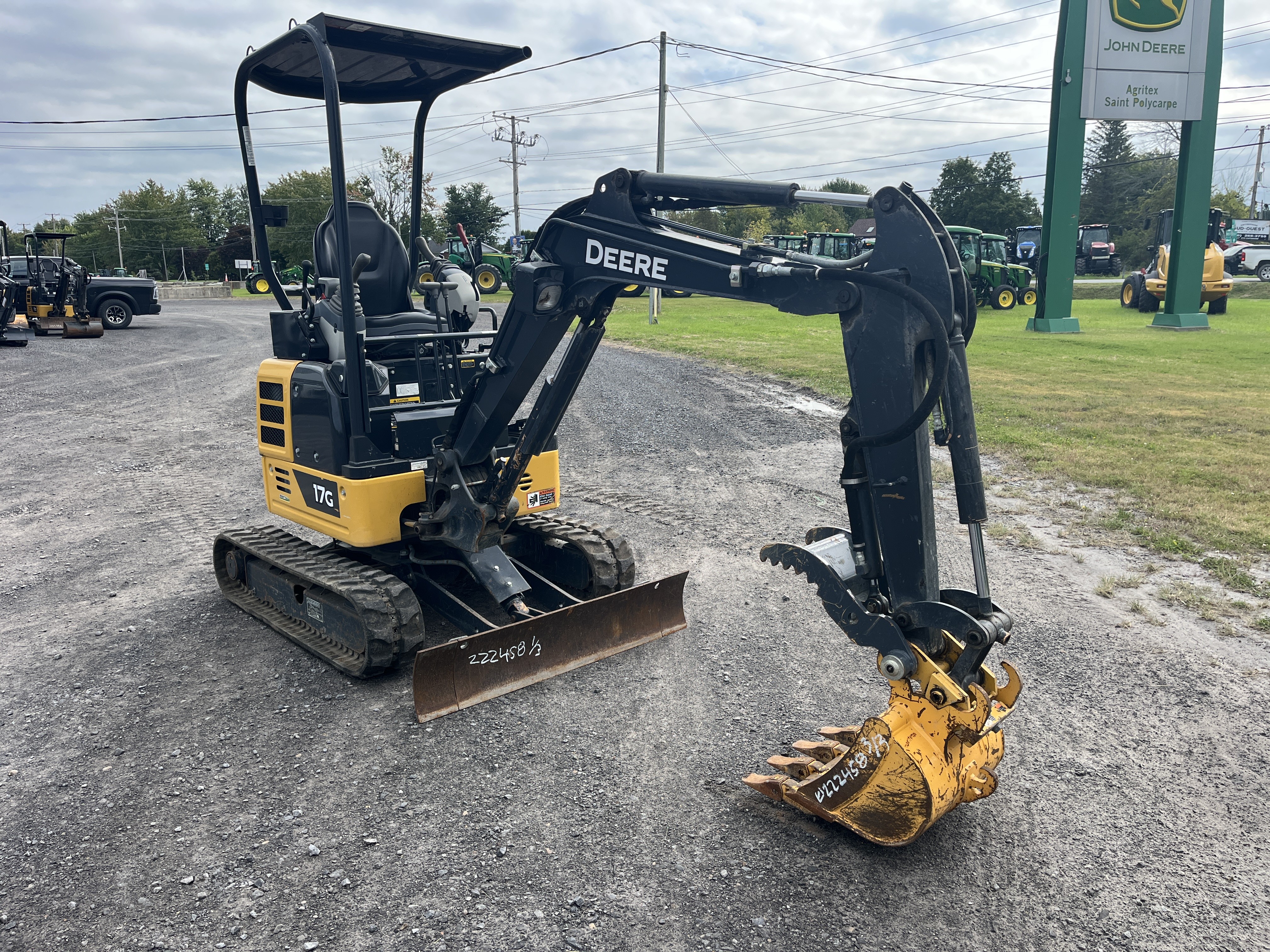 John Deere 17G