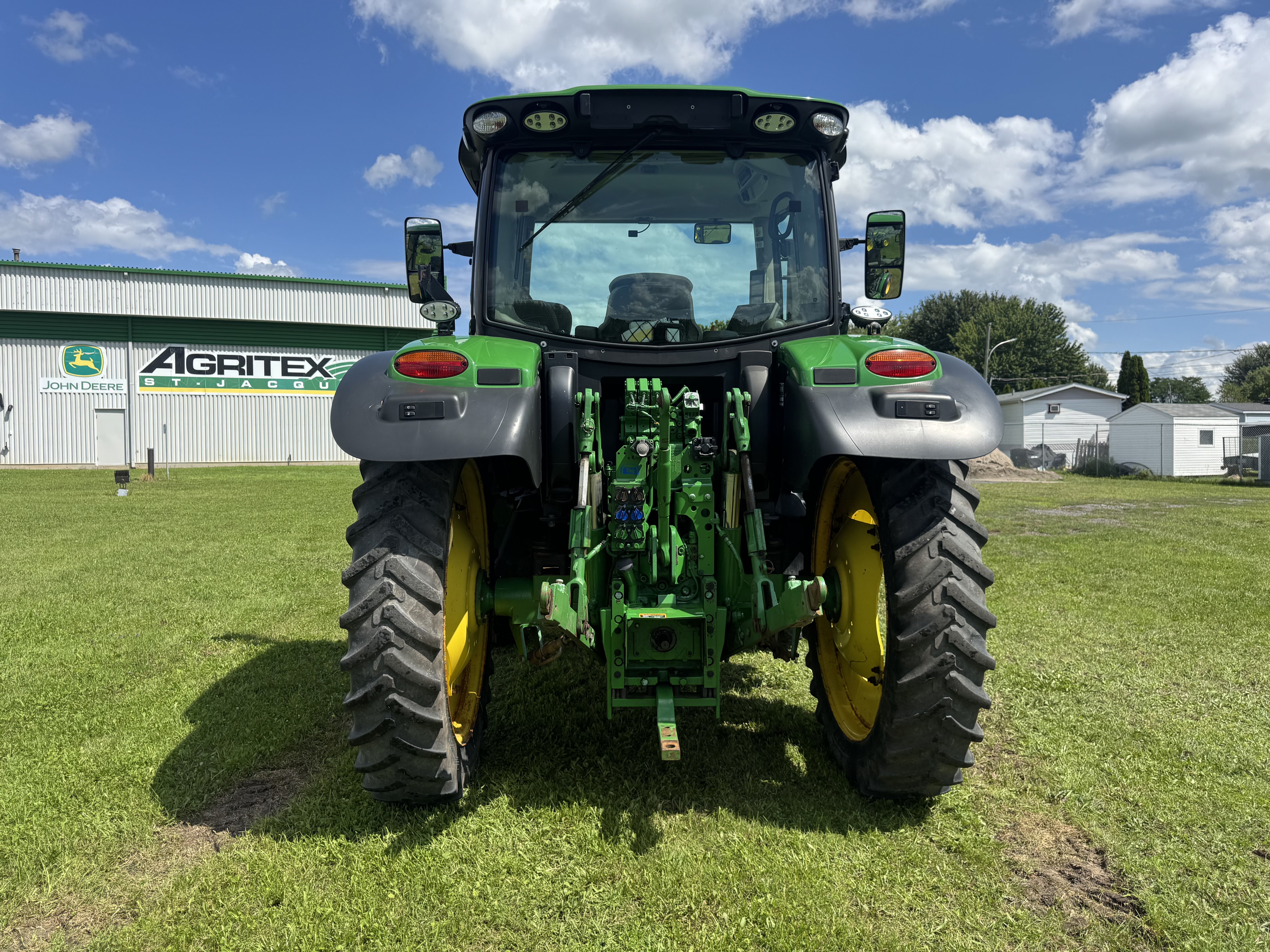 John Deere 6R 110