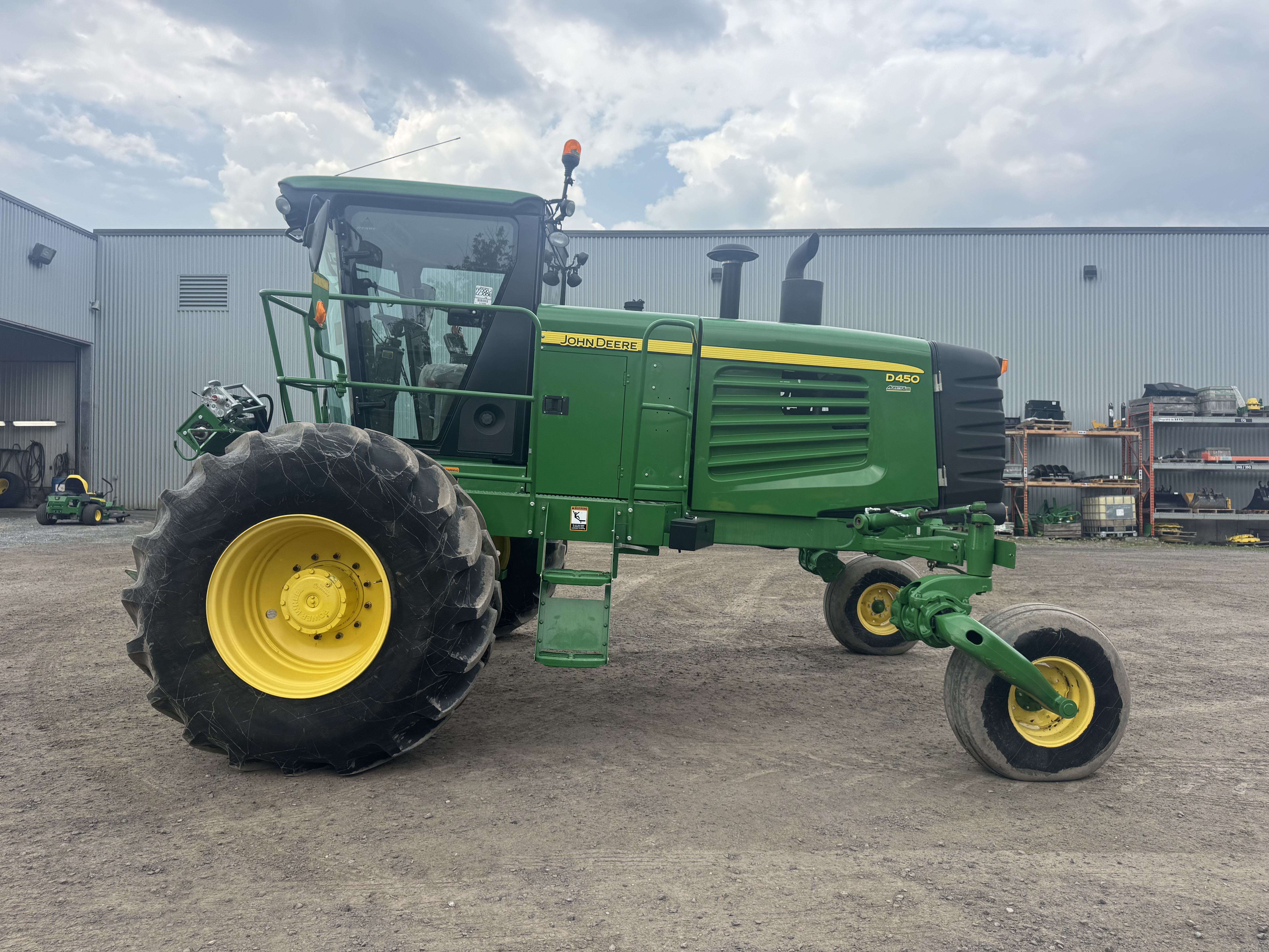 John Deere D450