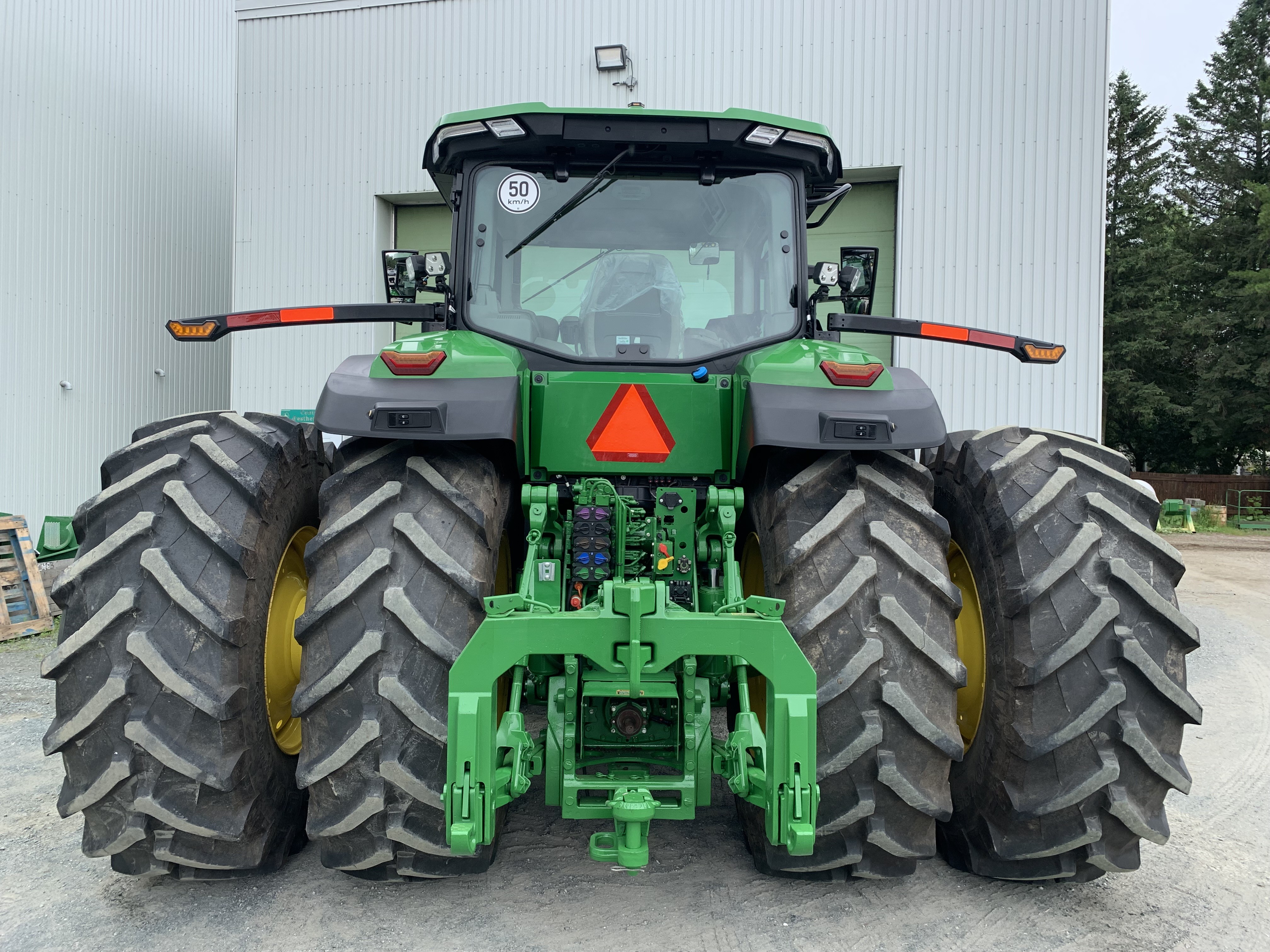 John Deere 8R 250