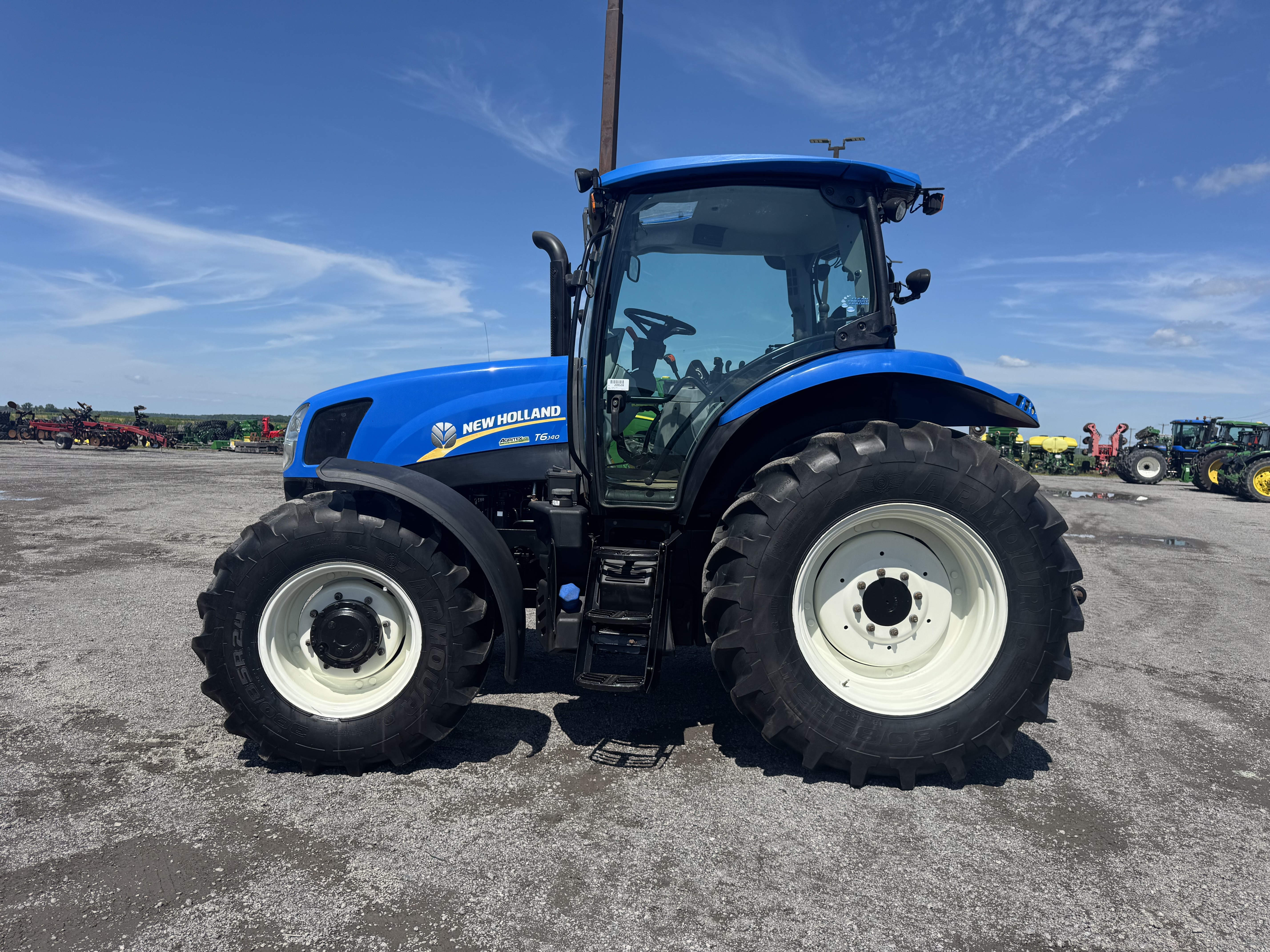 New Holland T6.140 