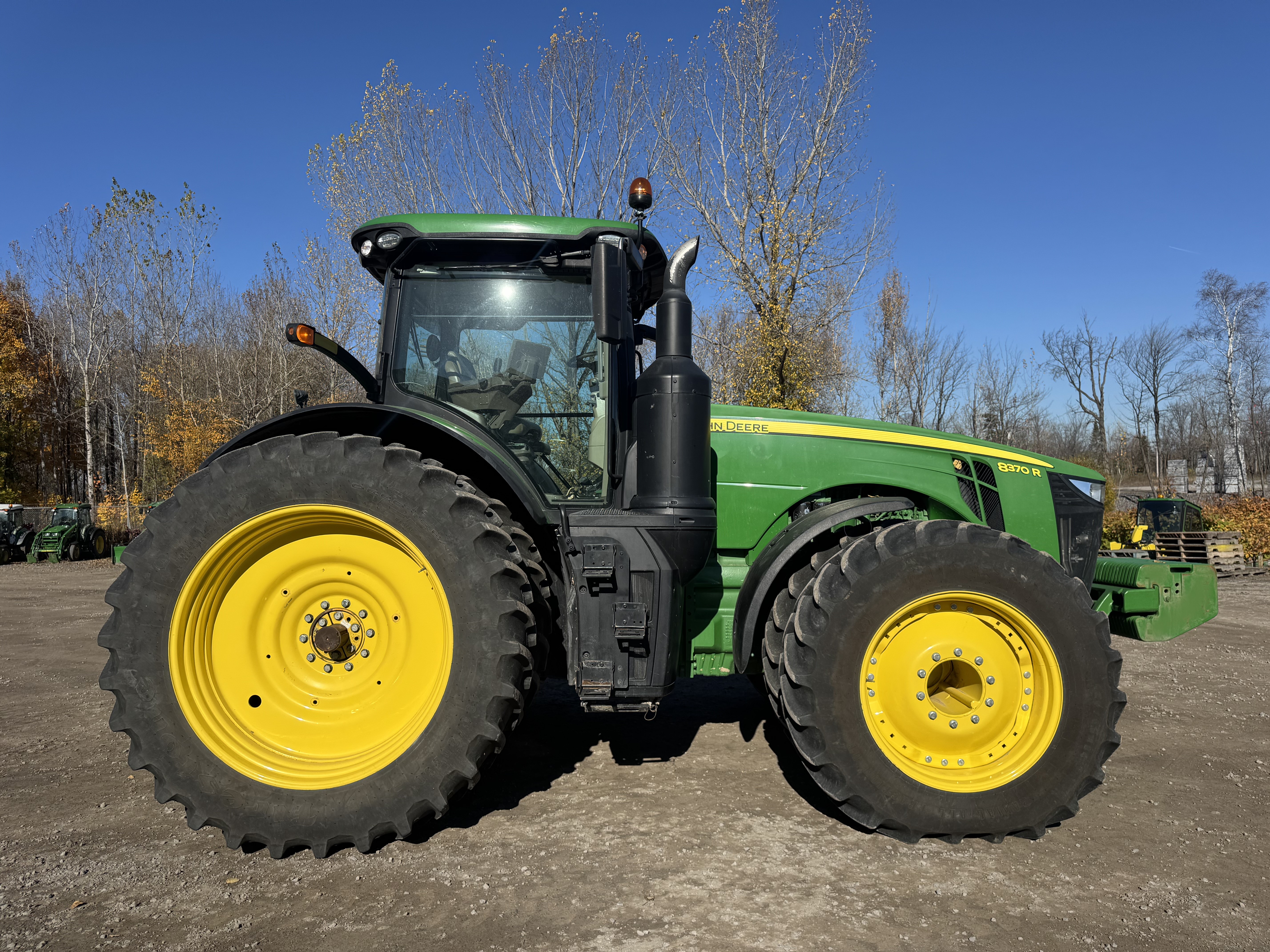 John Deere 8370R