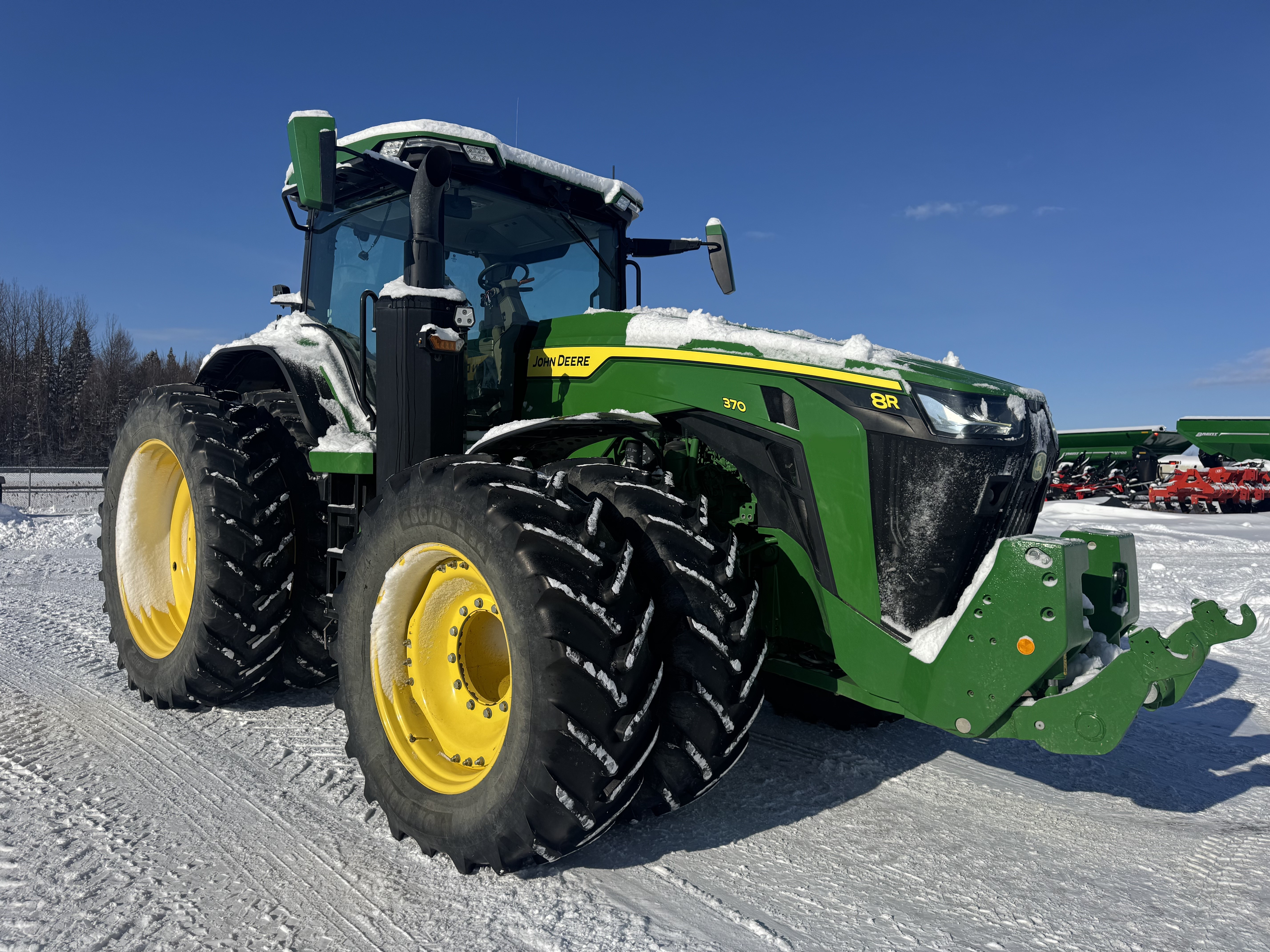 John Deere 8R 370 FRONT HITCH 