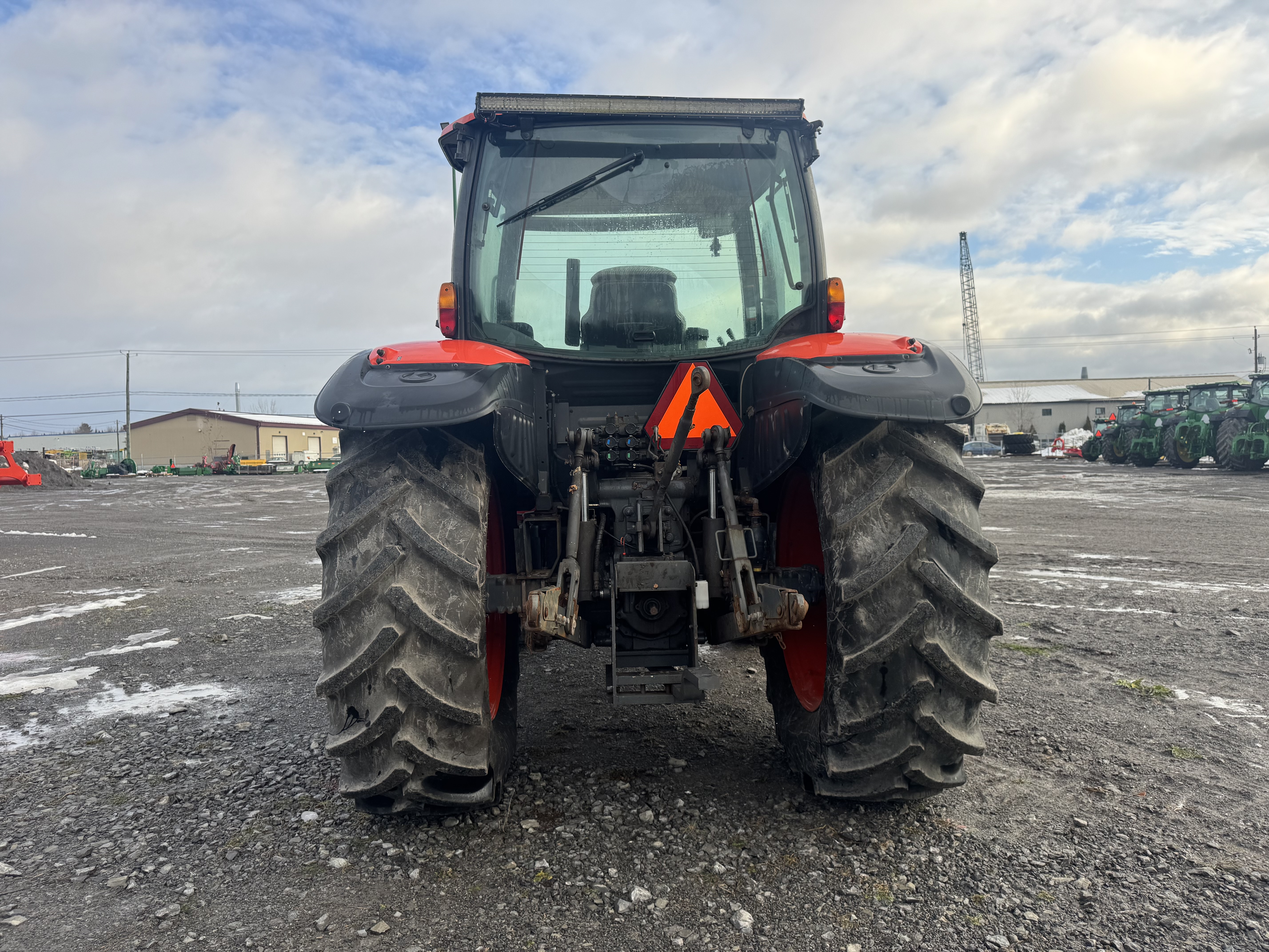 Kubota M6-141