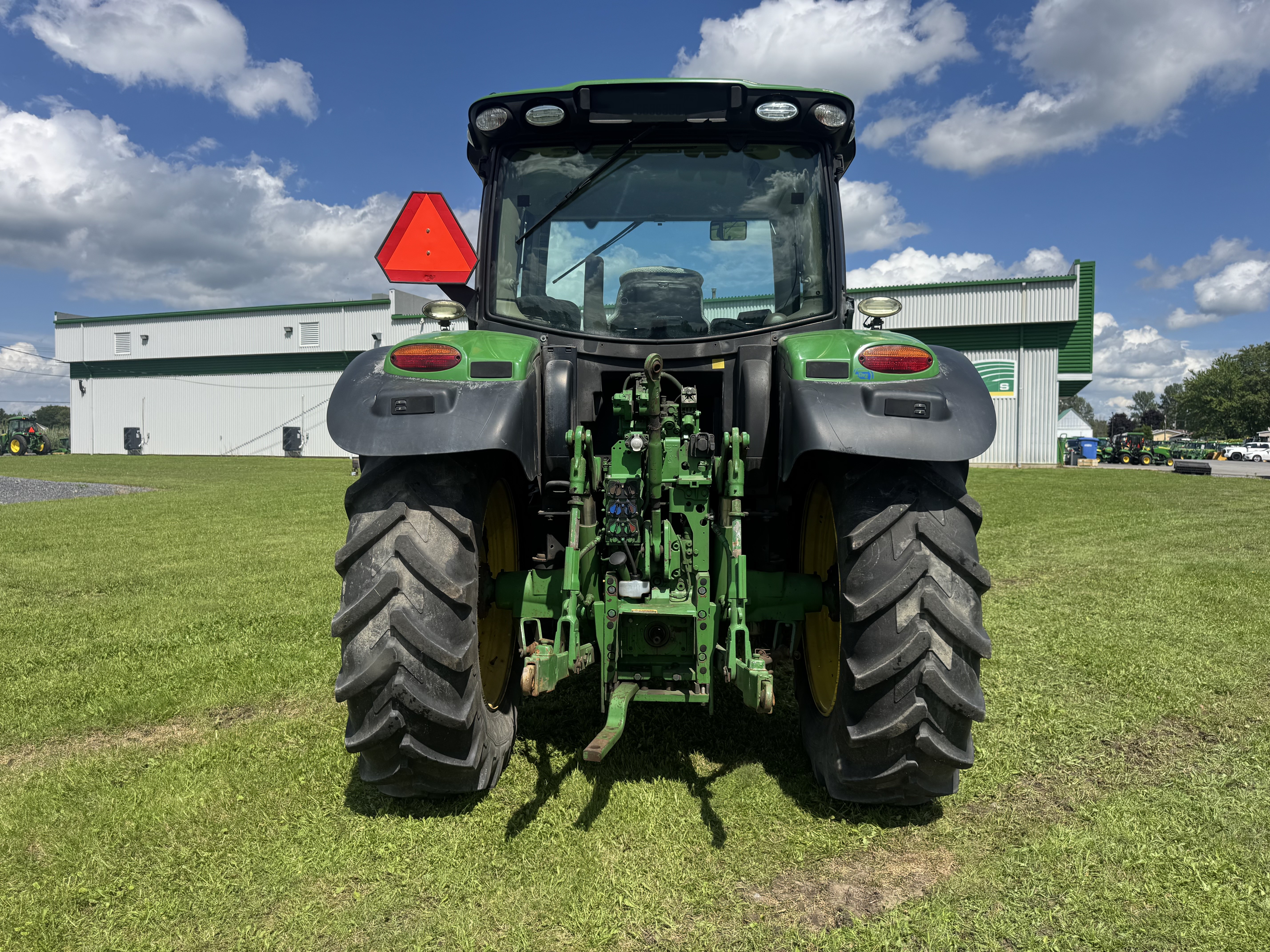John Deere 6120R