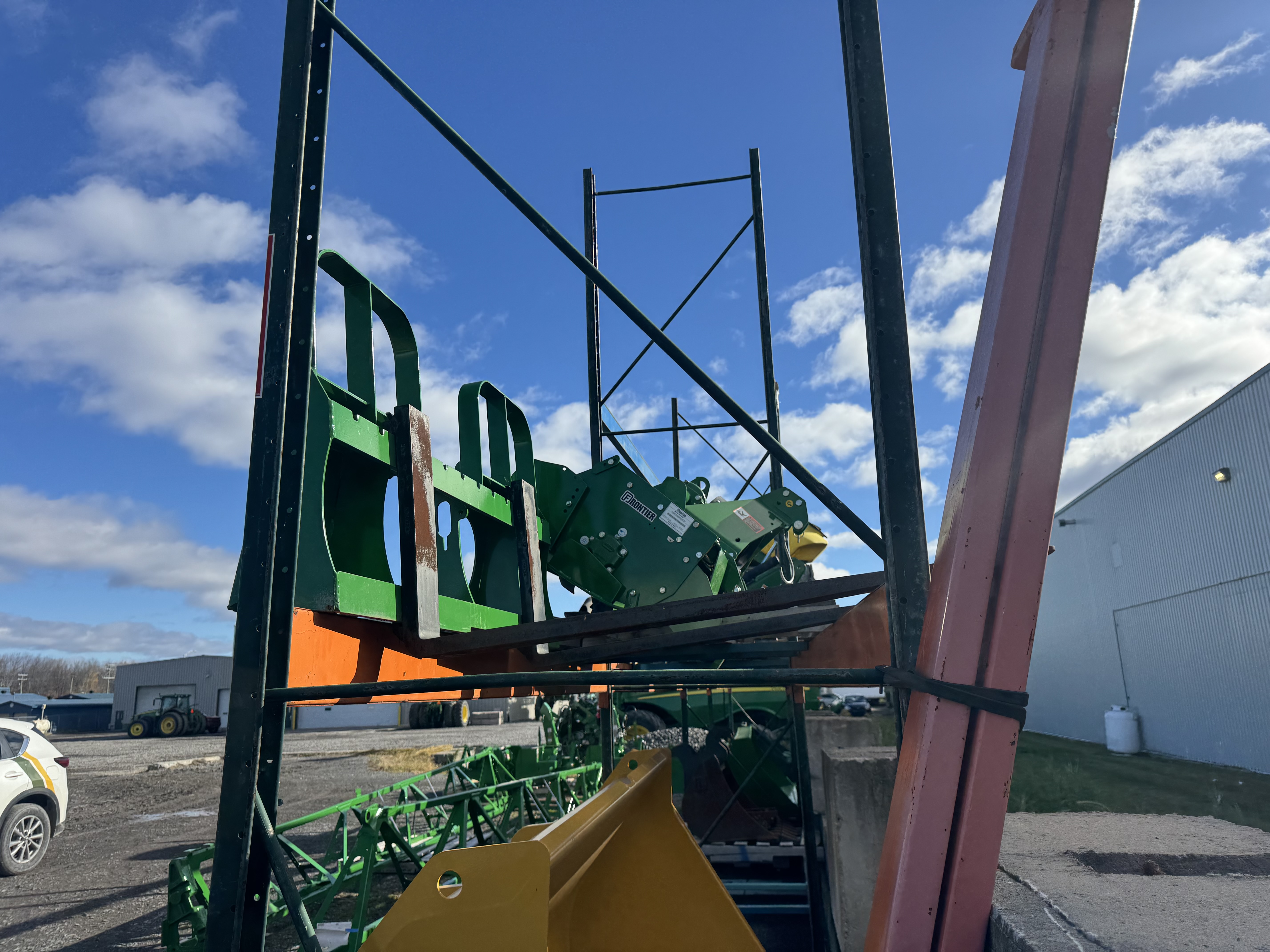 HLA FOURCHE A PALETTE 4200LBS .48 '' VERTE ATTACHE SKID