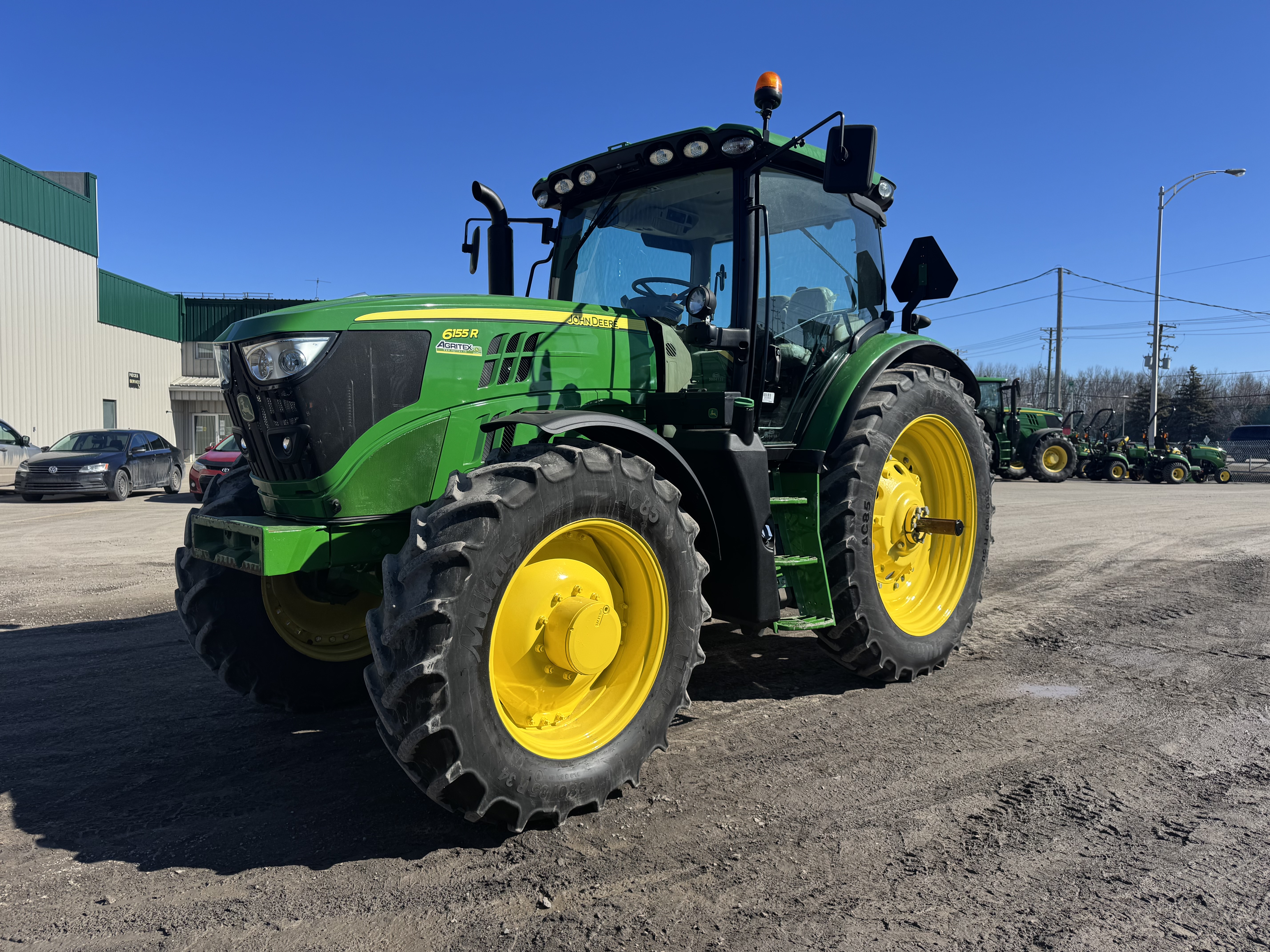John Deere 6155R 