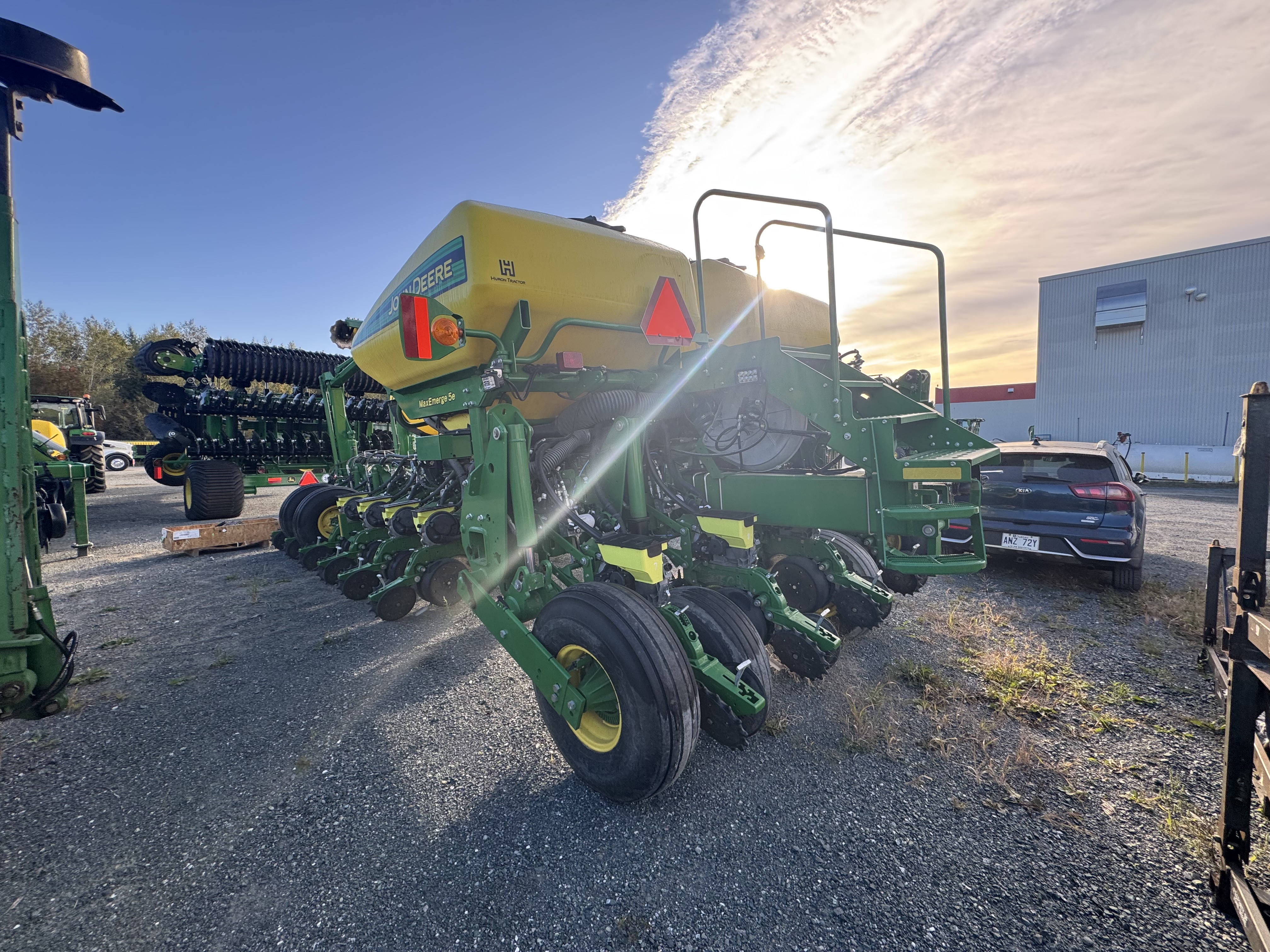 John Deere 1775NT 16R30