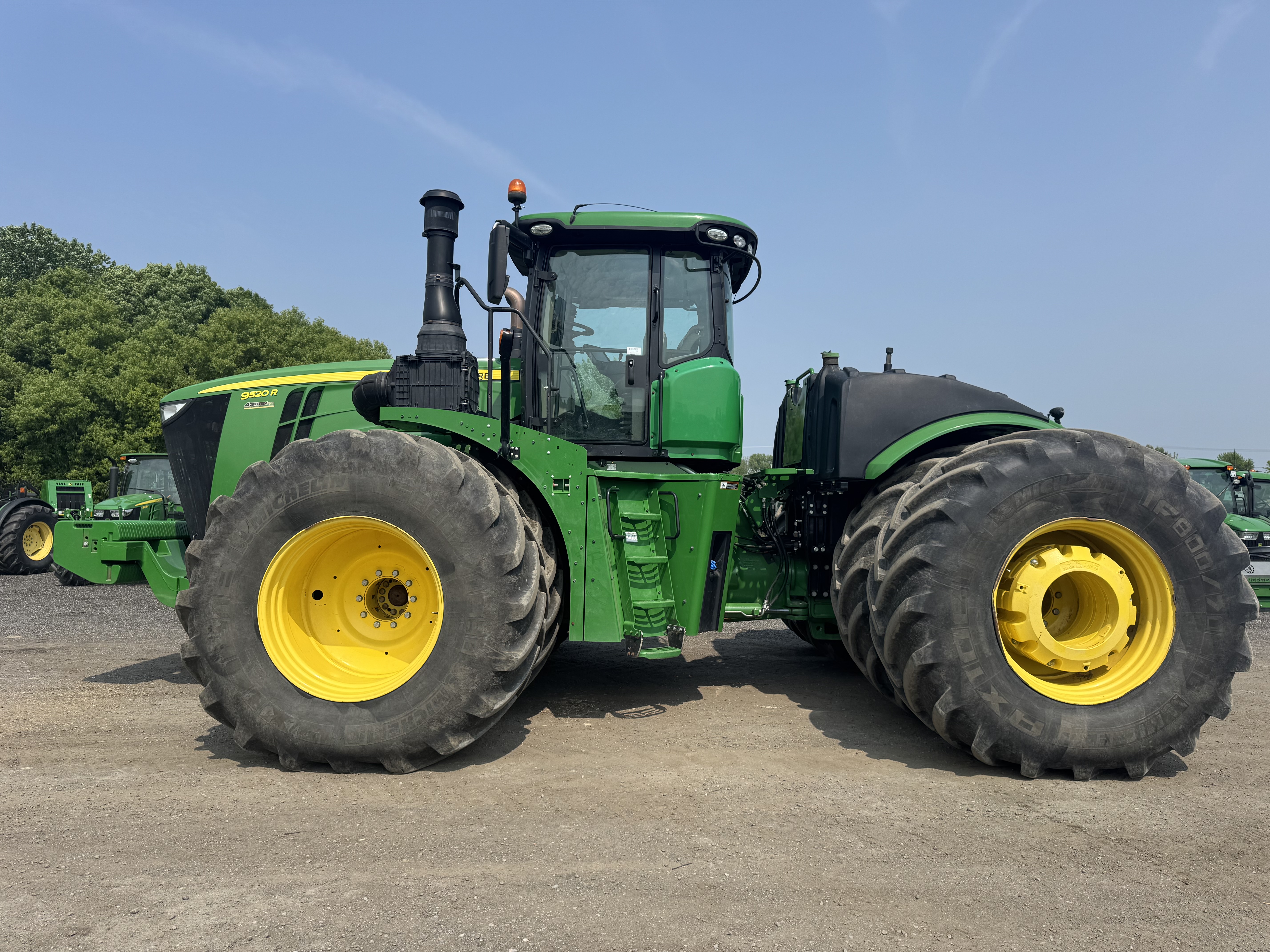 John Deere 9520R 