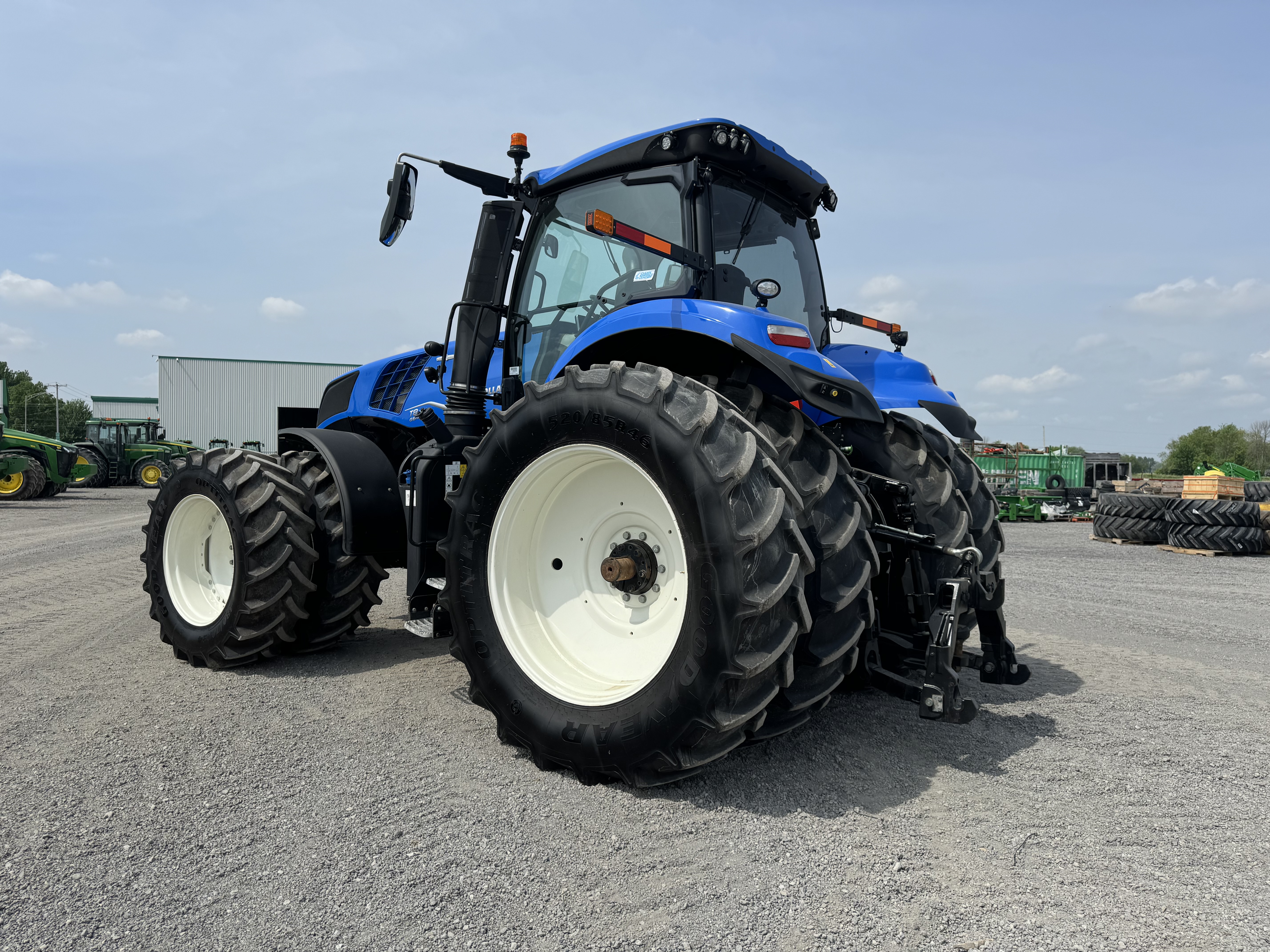 New Holland T8.380