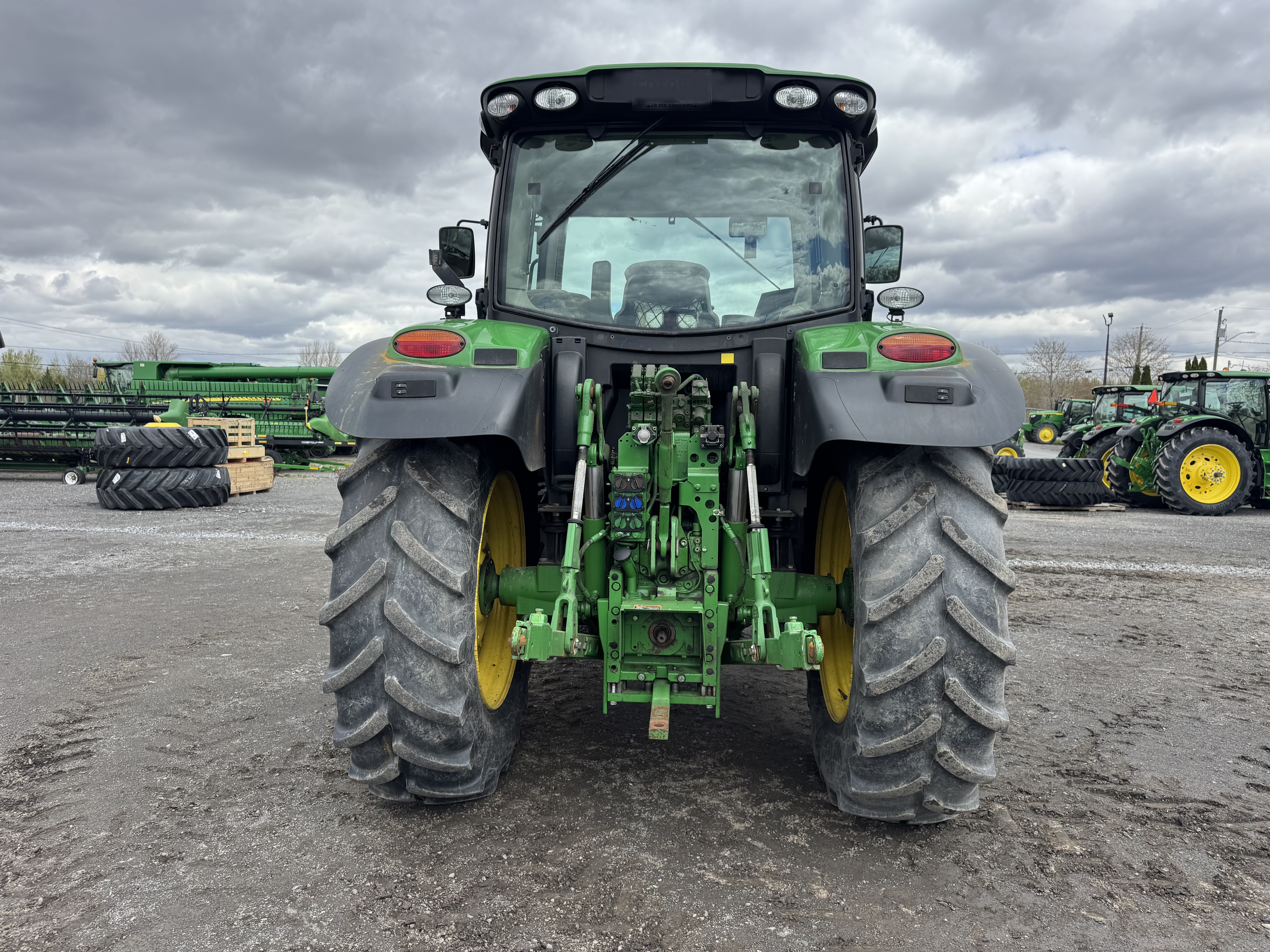 John Deere 6110R