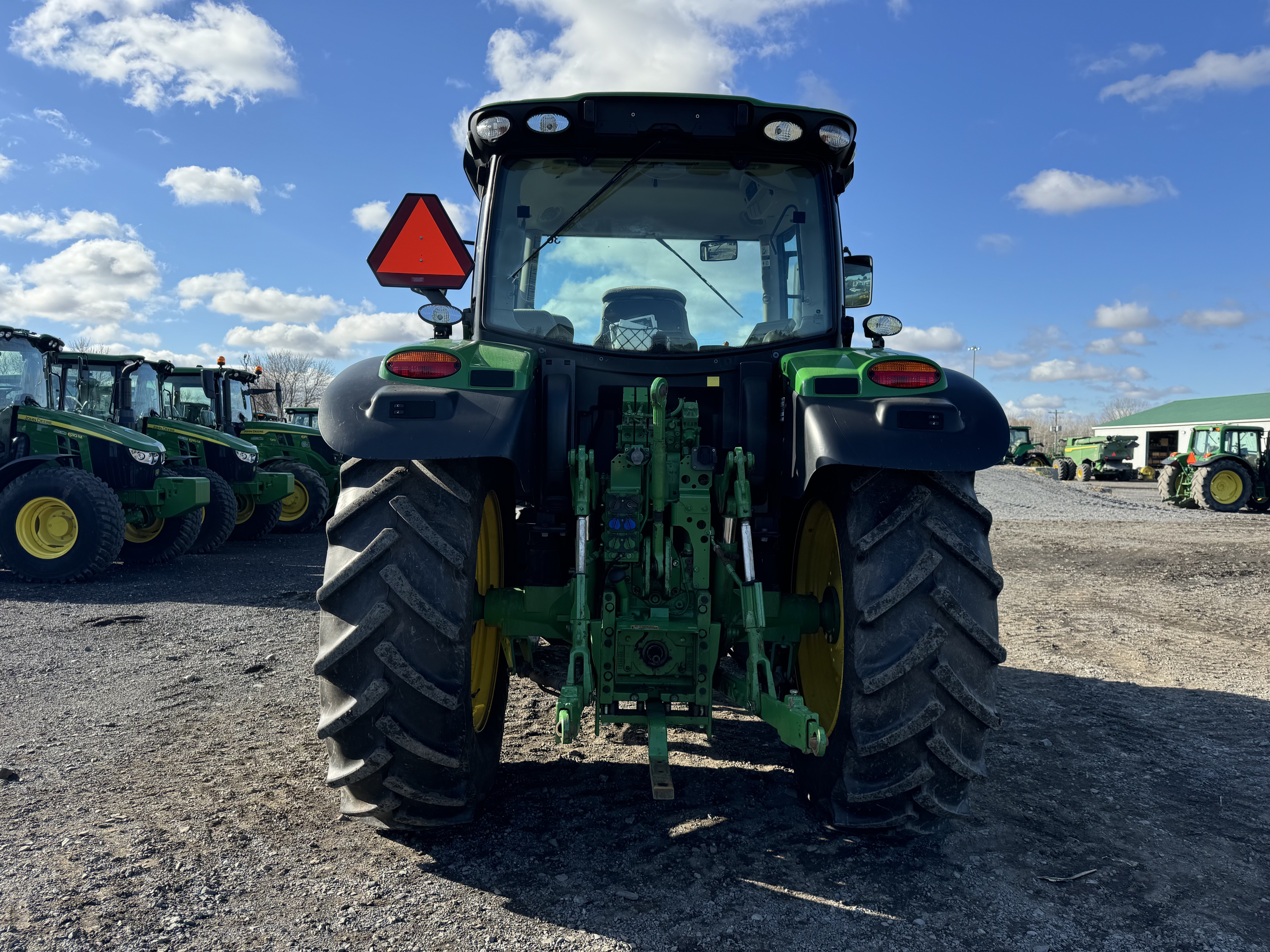 John Deere 6110R