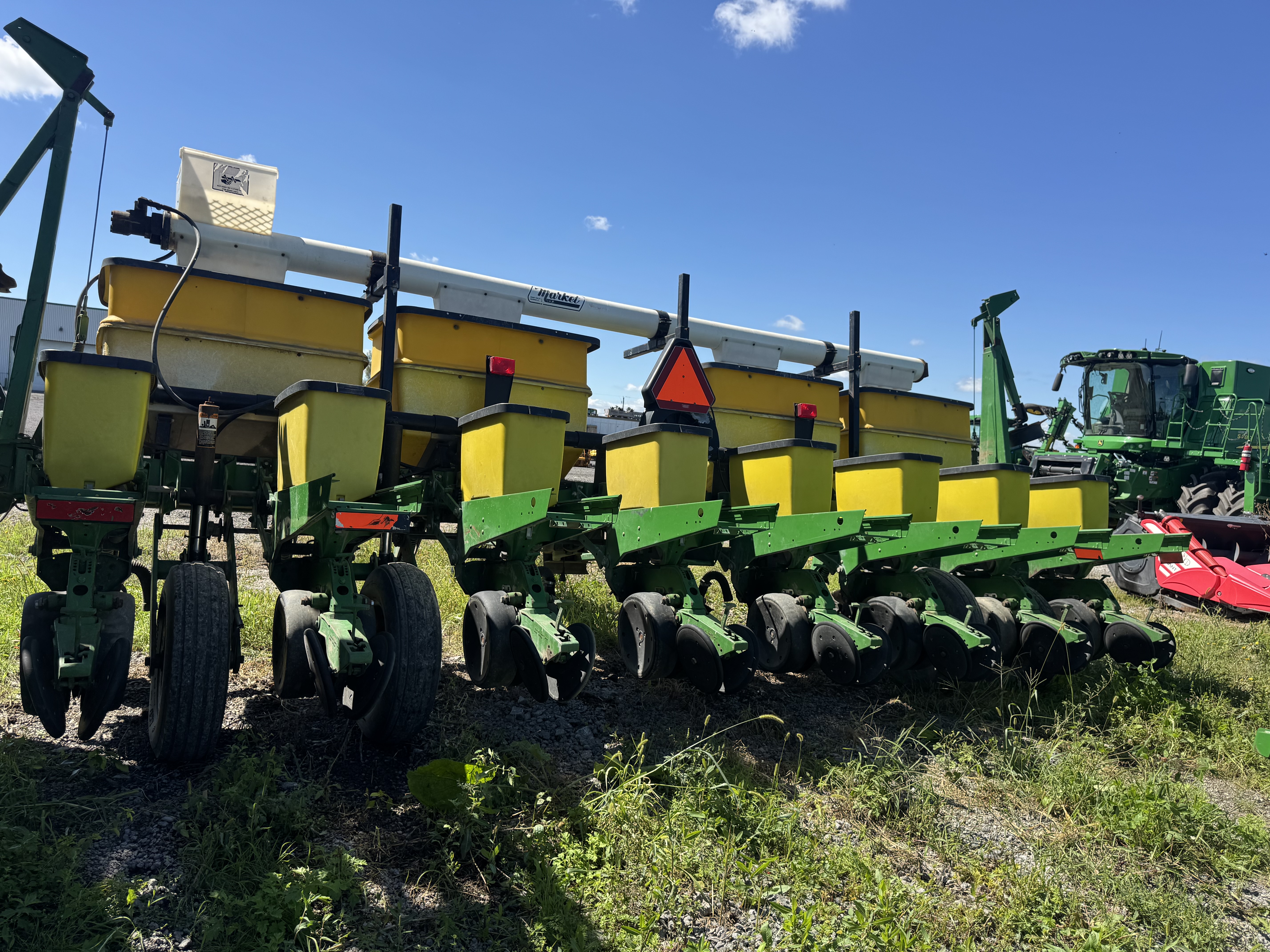 John Deere 1750