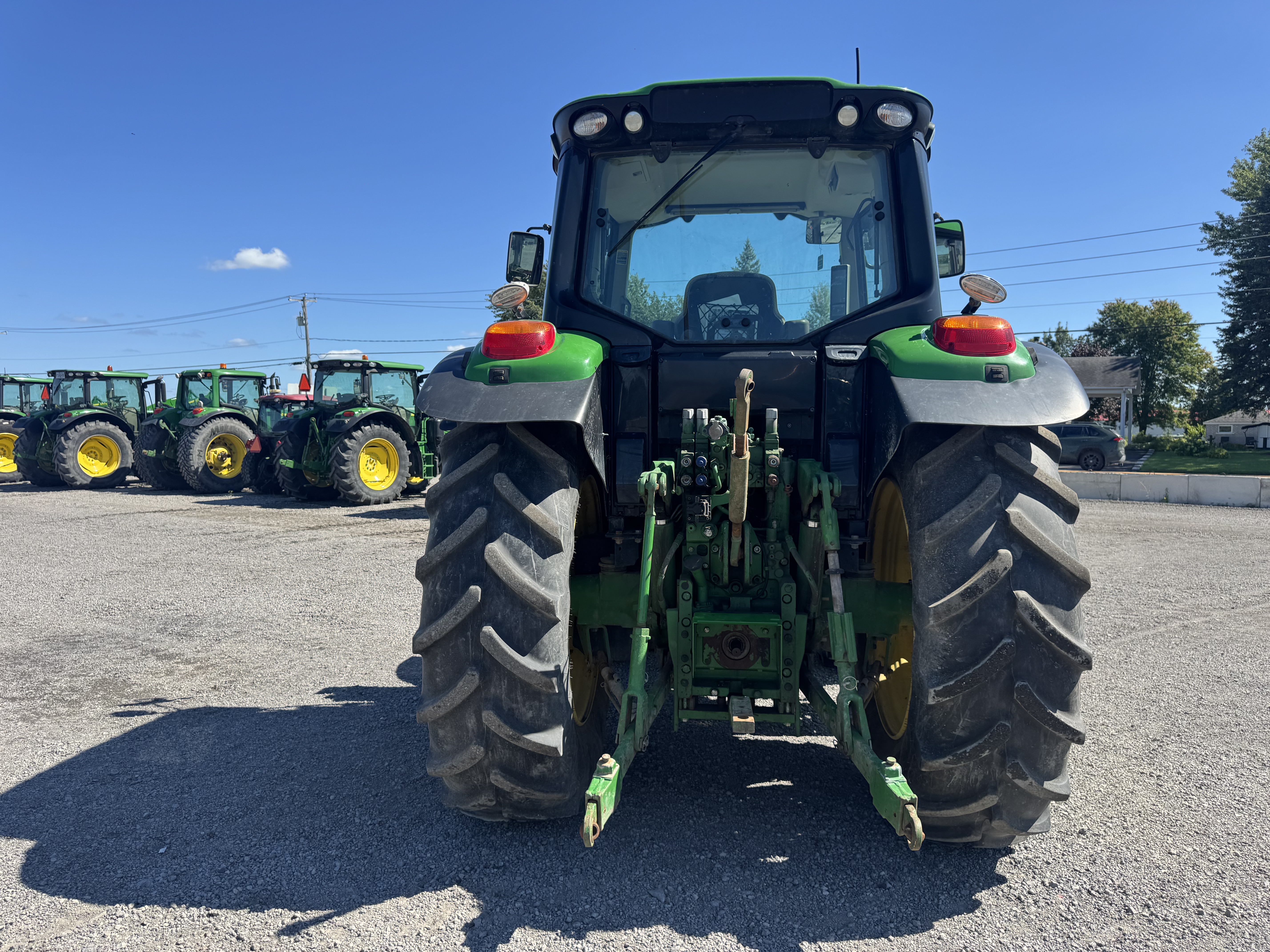 John Deere 6110M