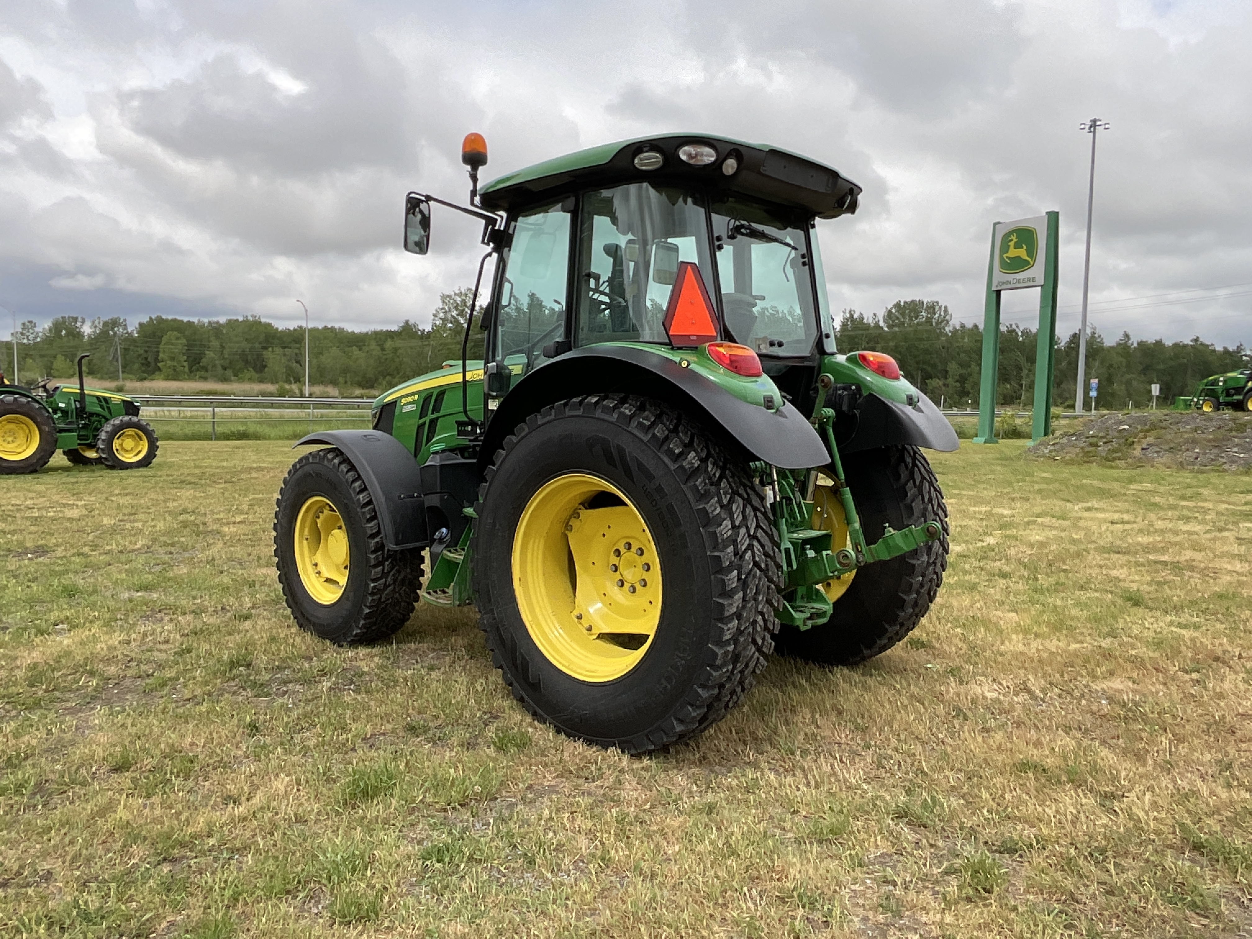 John Deere 5090R NOKIAN