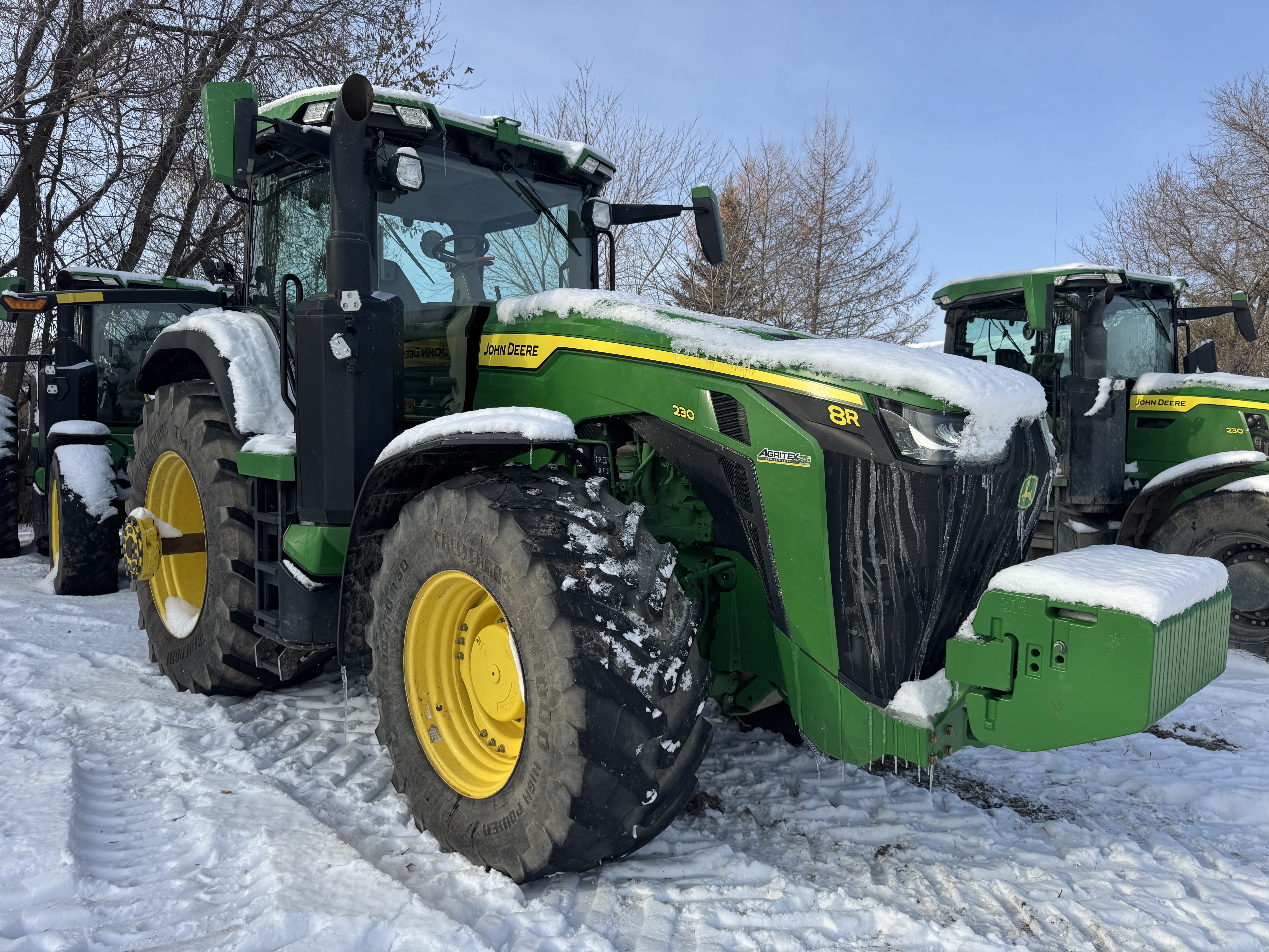 John Deere 8R 230