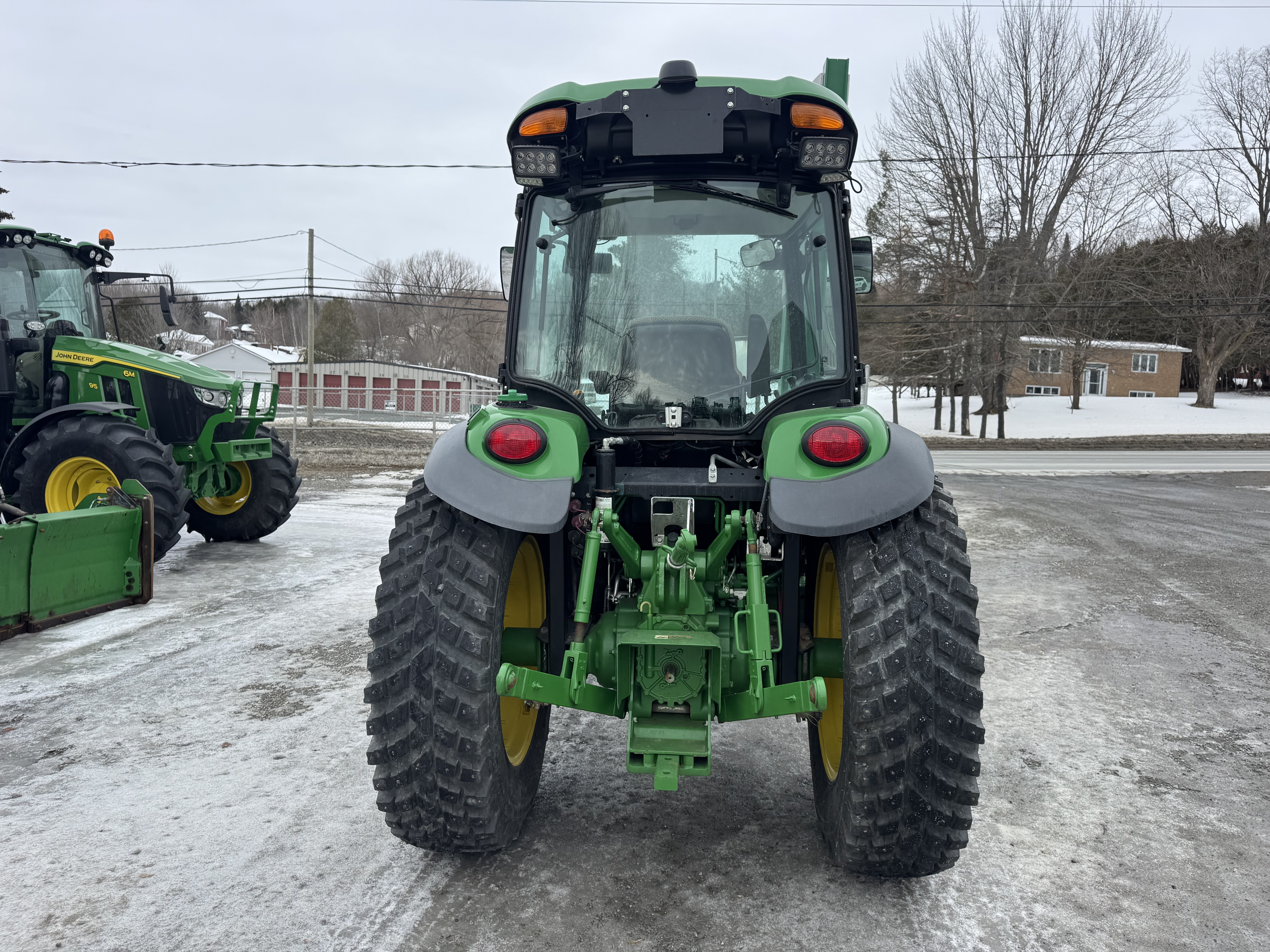 John Deere 4066R NOKIAN 