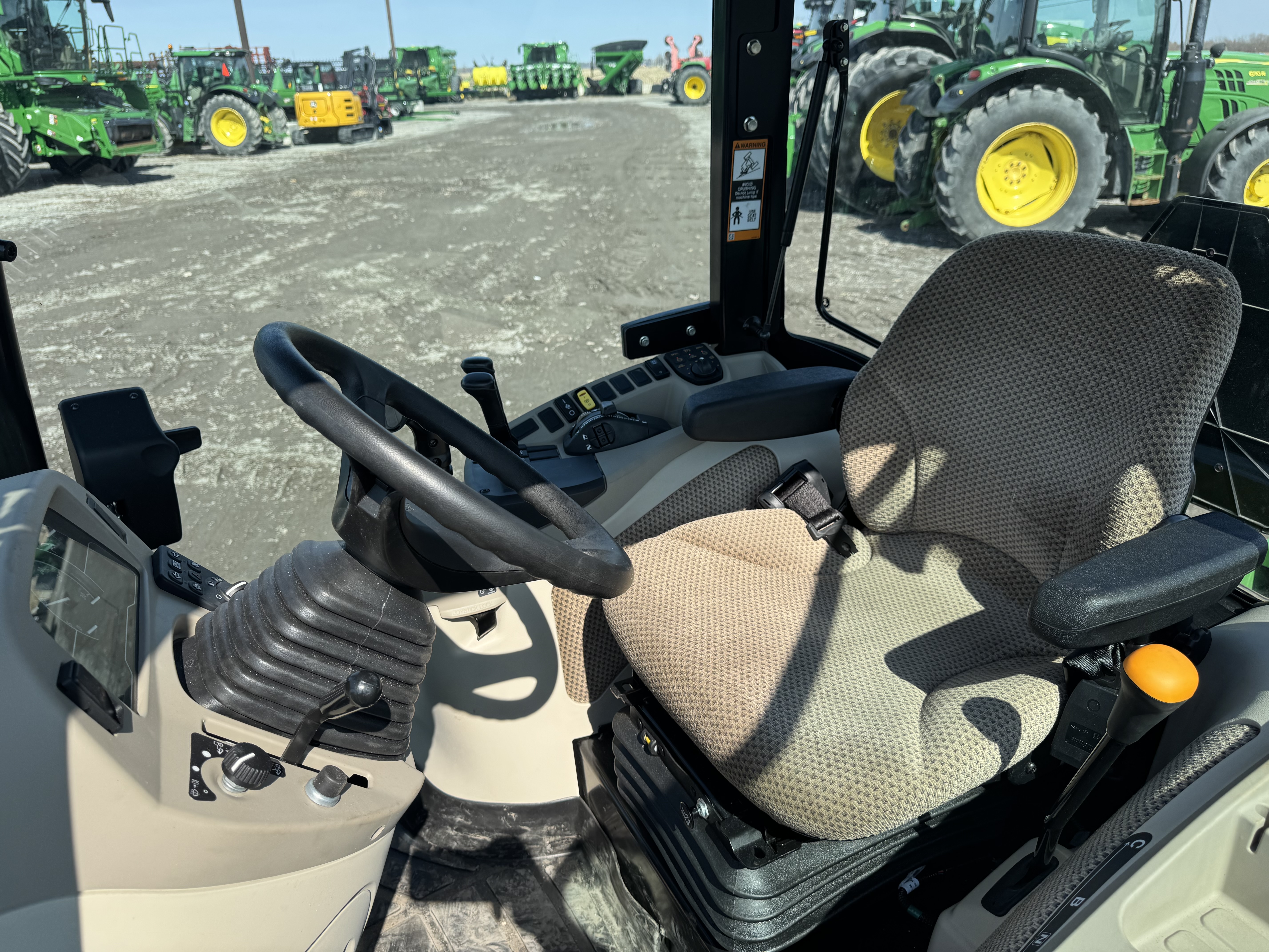 John Deere 4075R NOKIAN LOADER