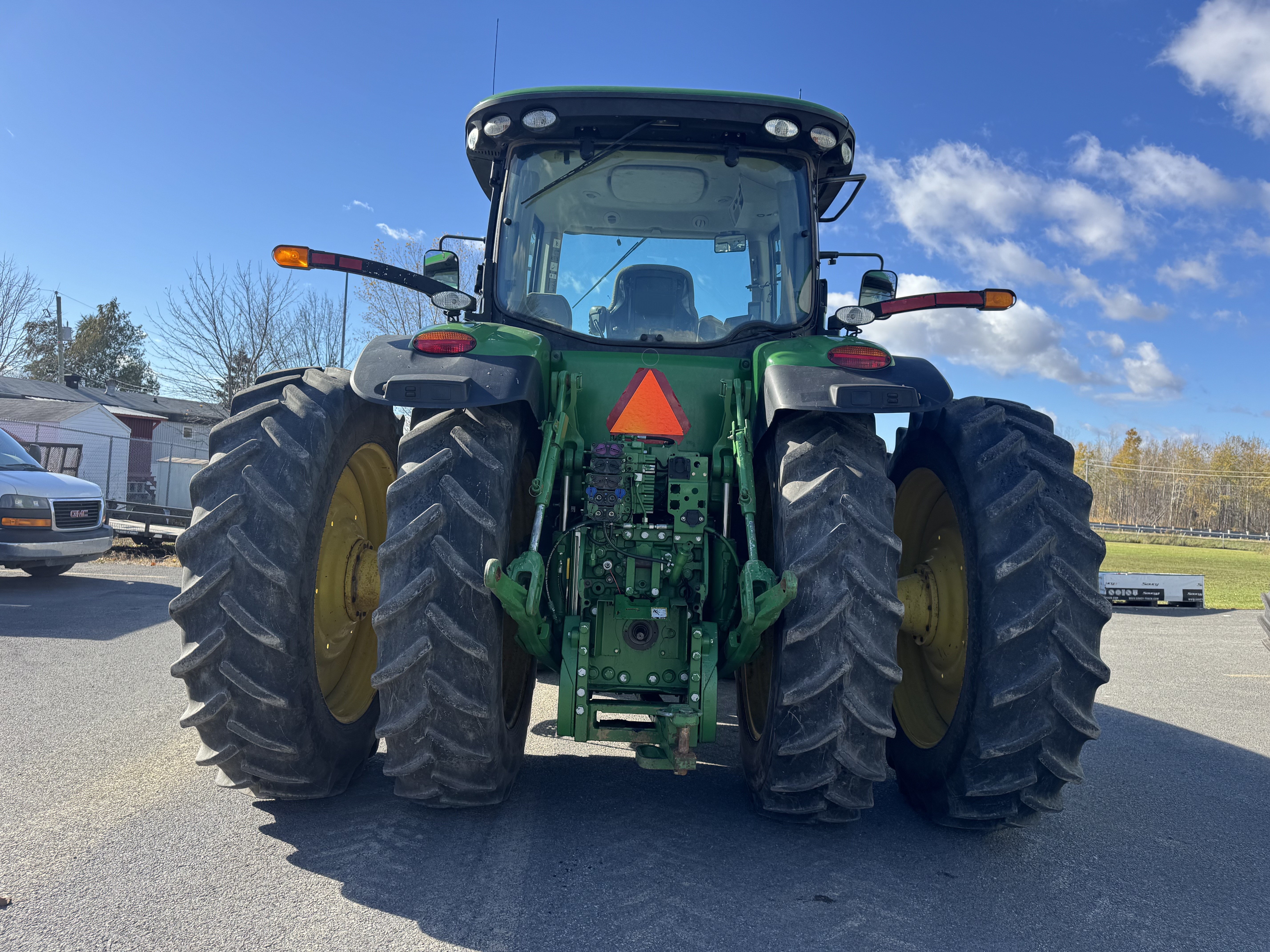 John Deere 7230R