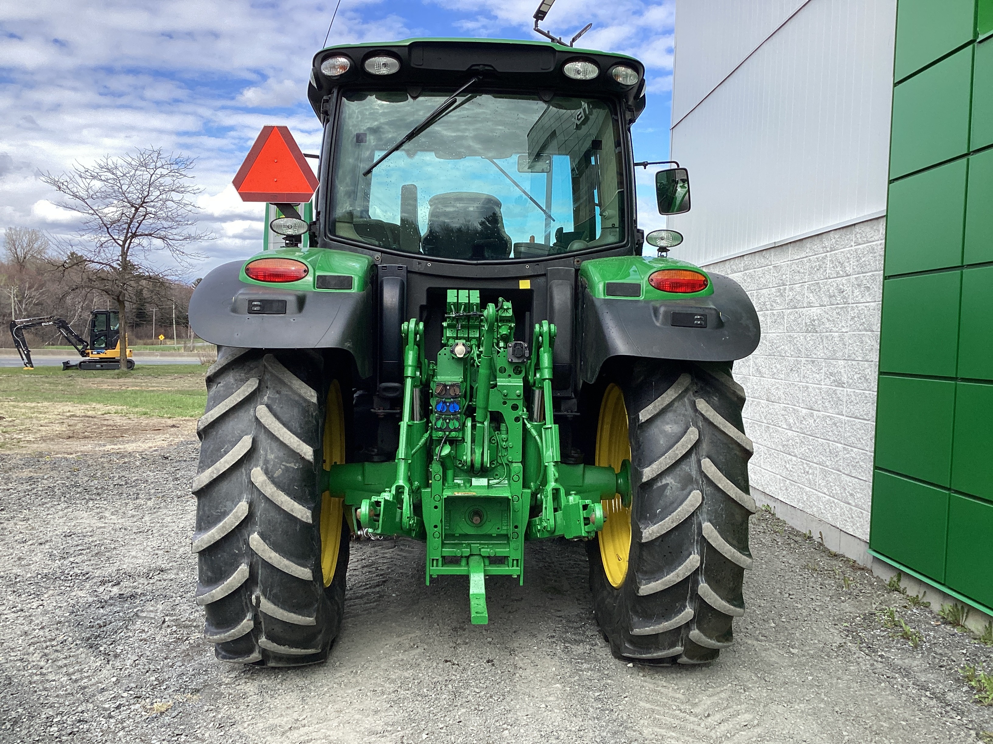 John Deere 6110R