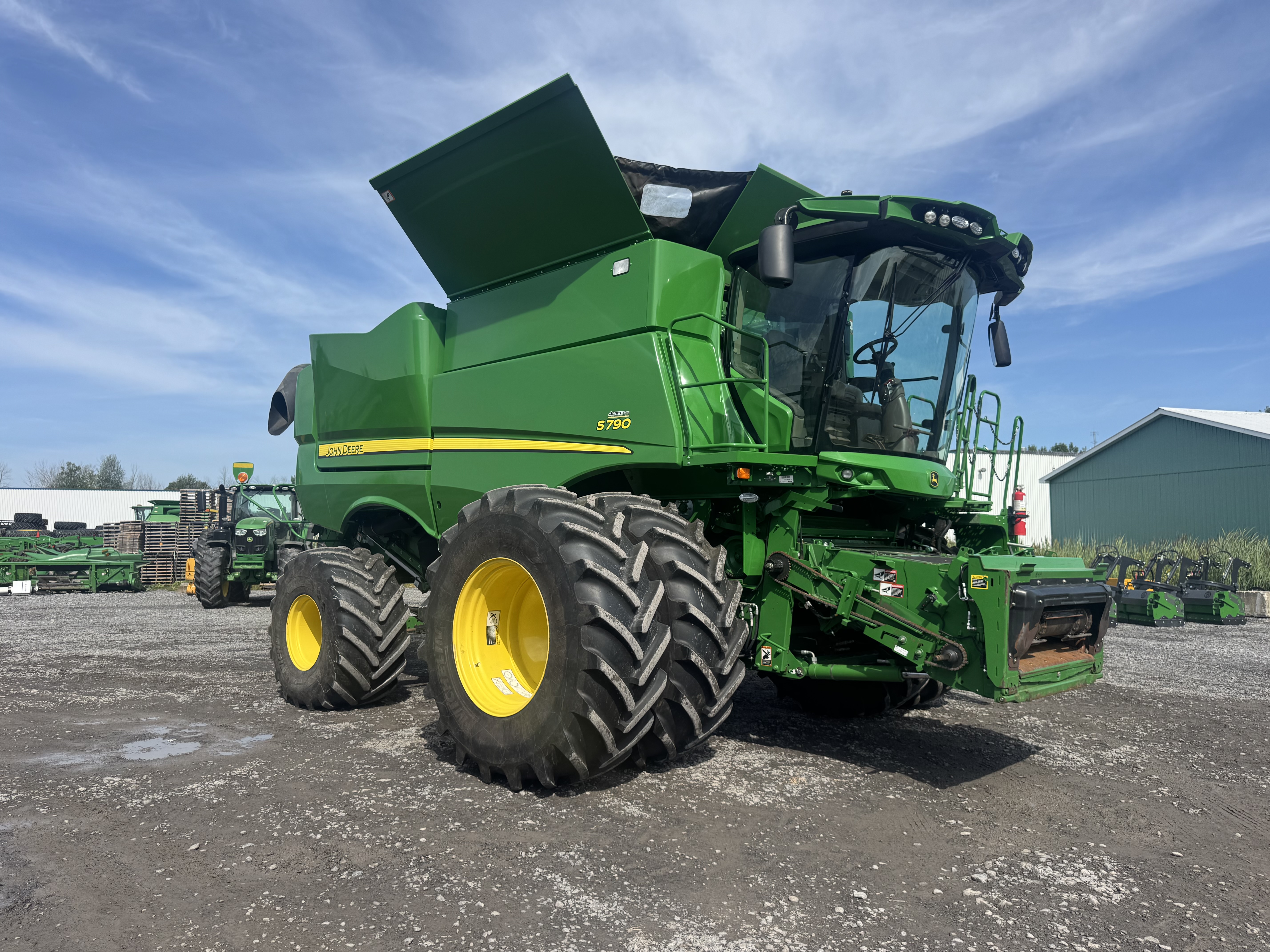 John Deere S790