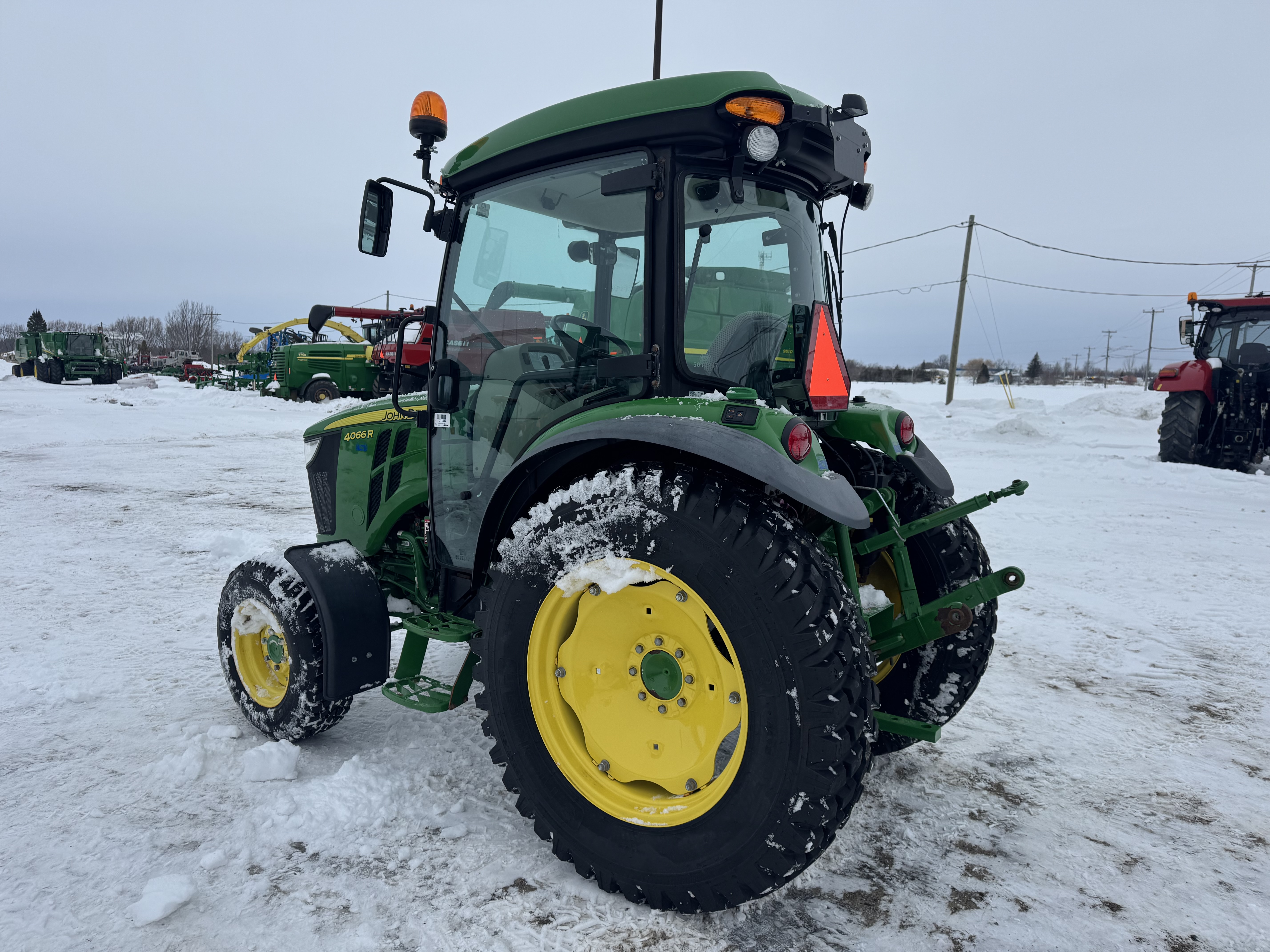 John Deere 4066R NOKIAN 