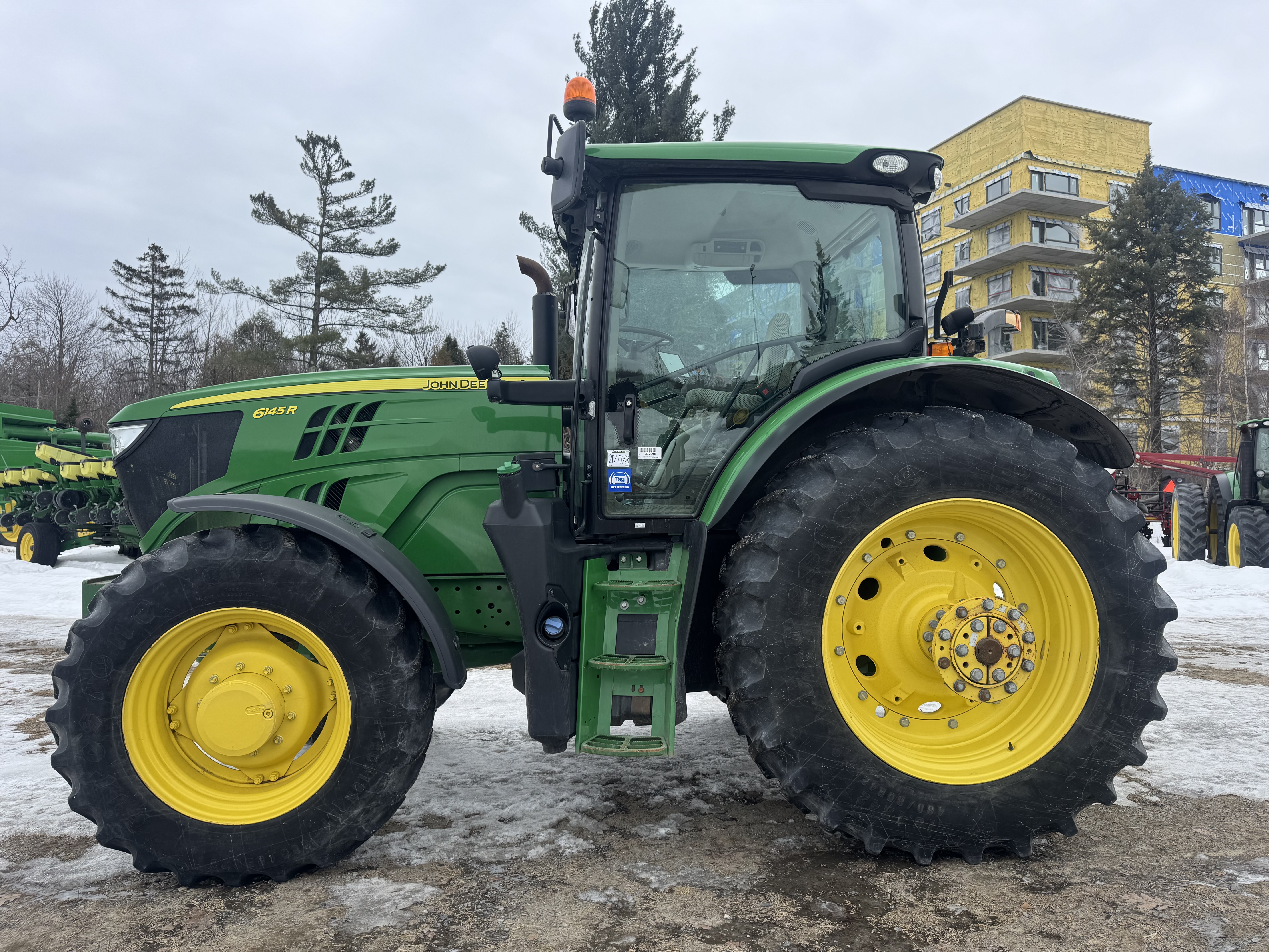 John Deere 6145R