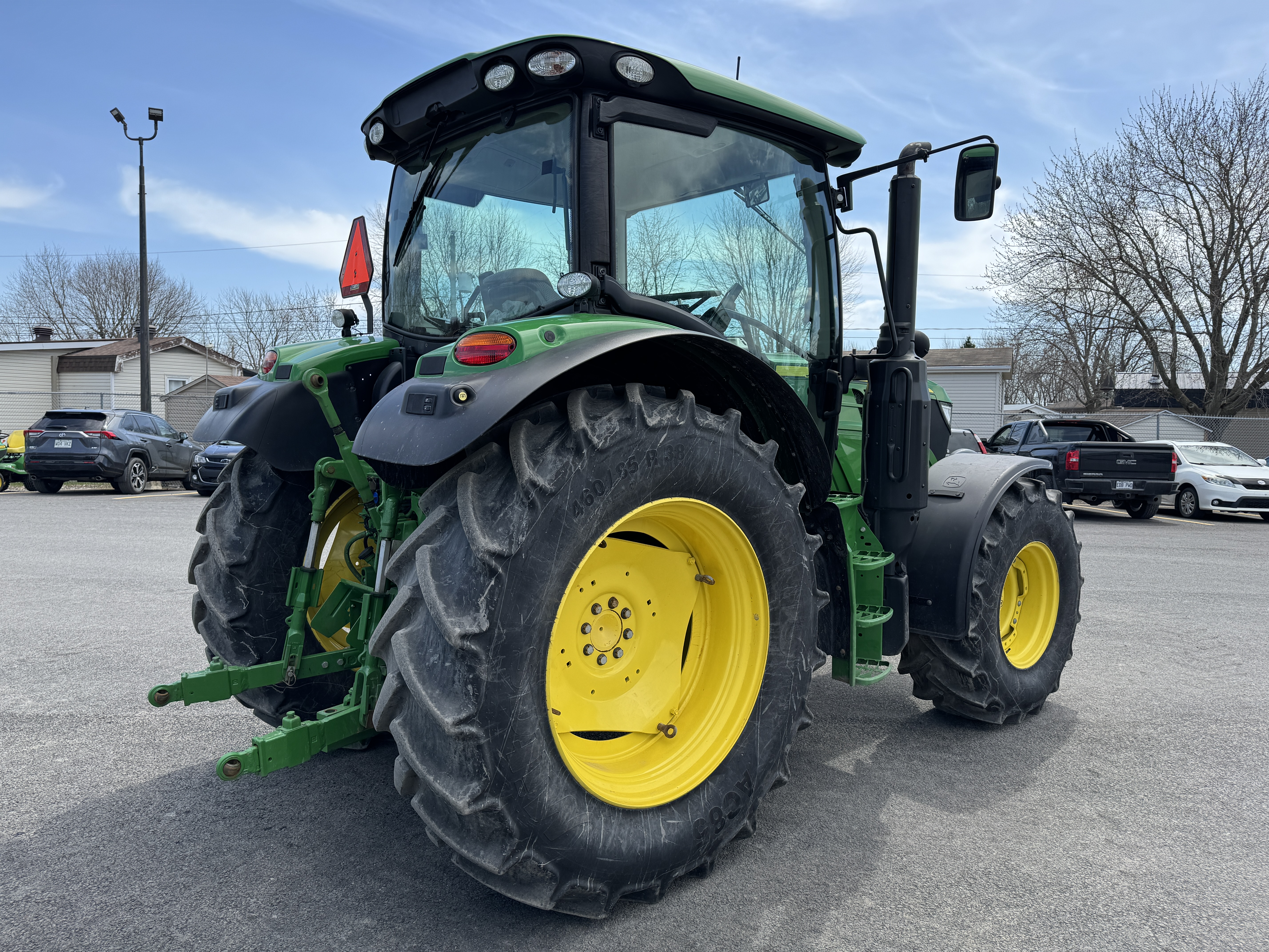 John Deere 6110R 