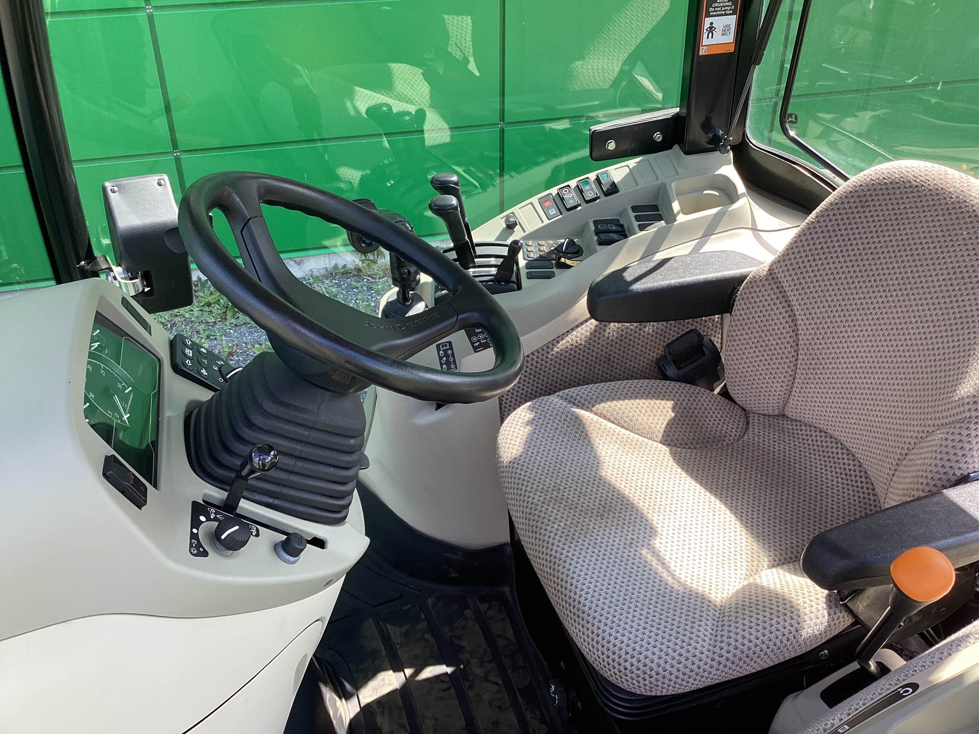 John Deere 4066R NOKIAN JRTX    