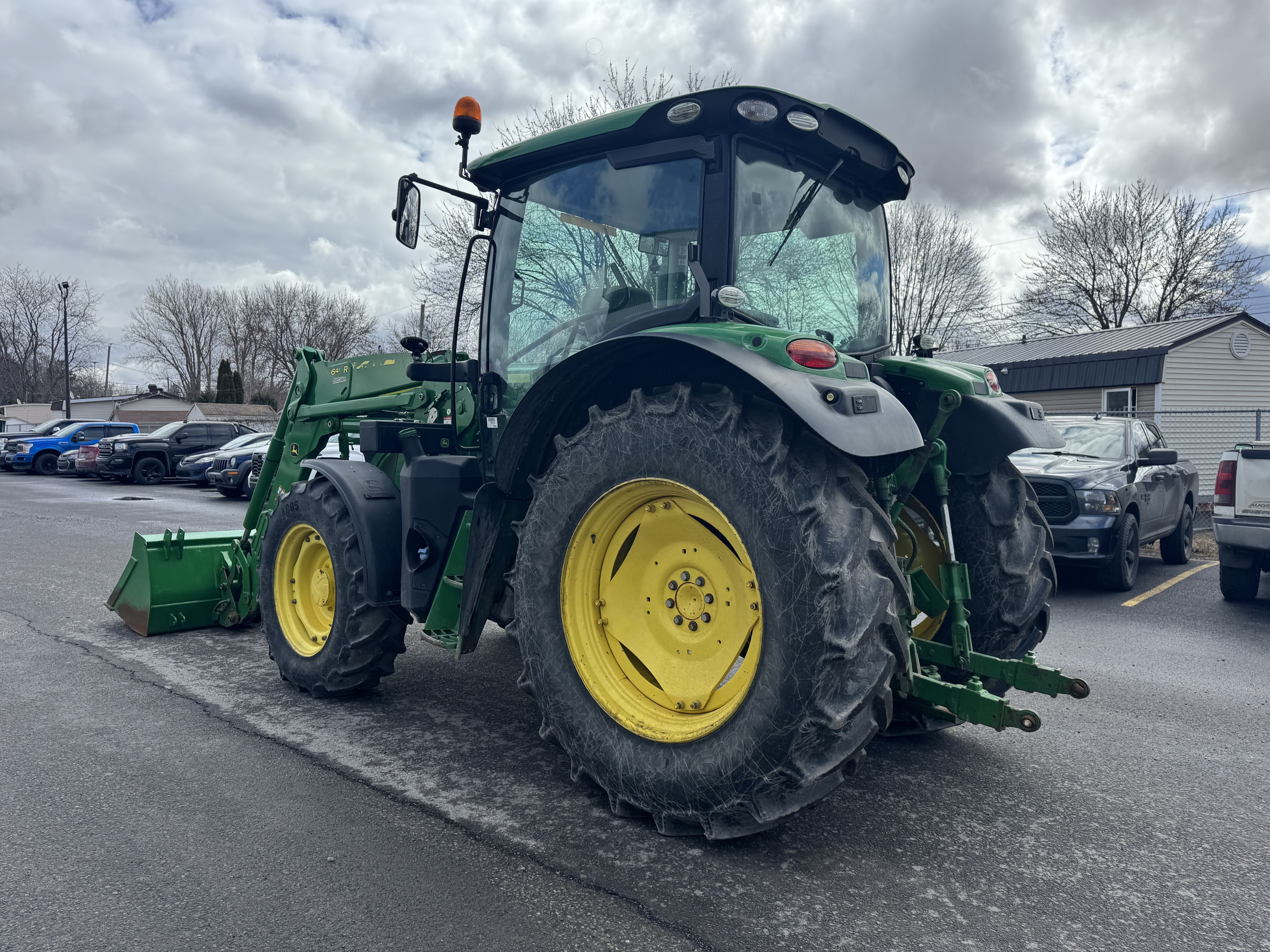 John Deere 6110R