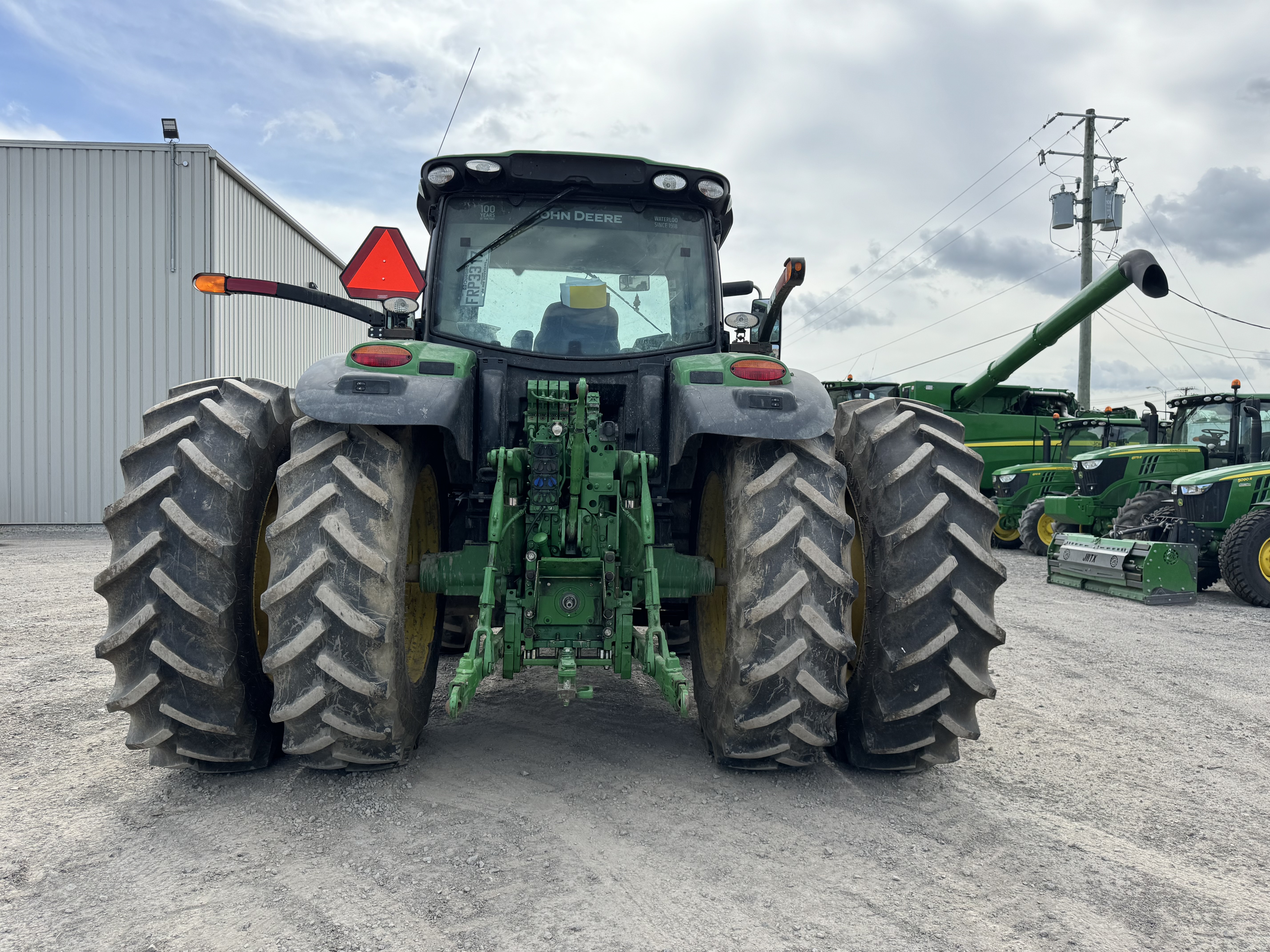 John Deere 6155R 