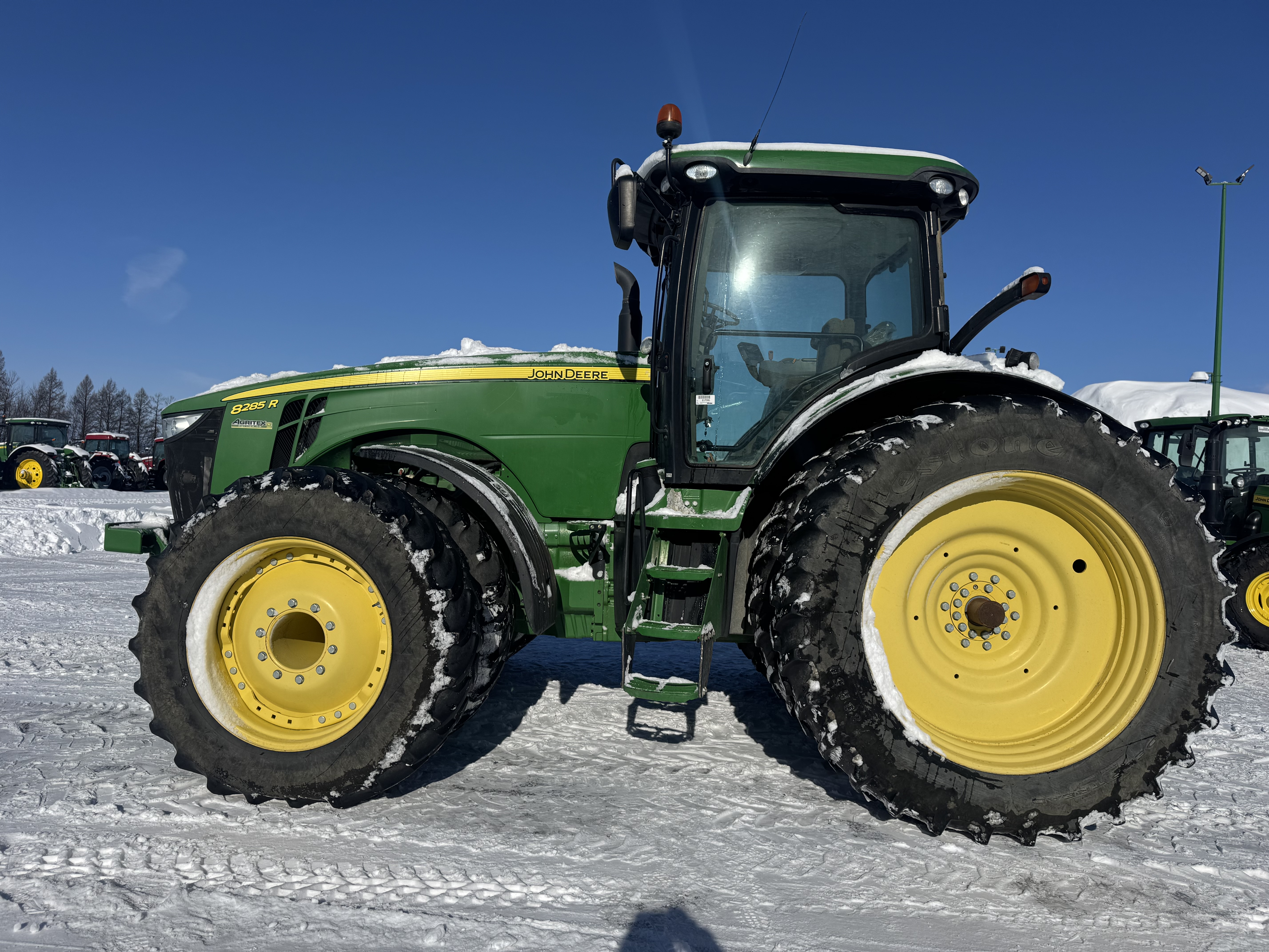John Deere 8285R