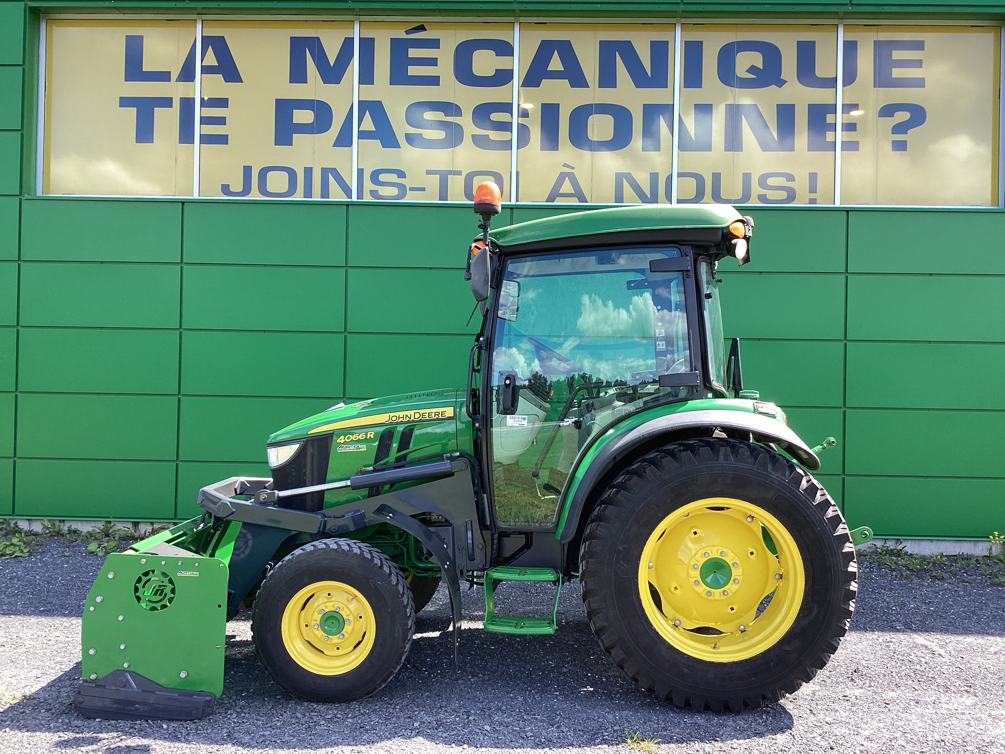 John Deere 4066R NOKIAN JRTX    