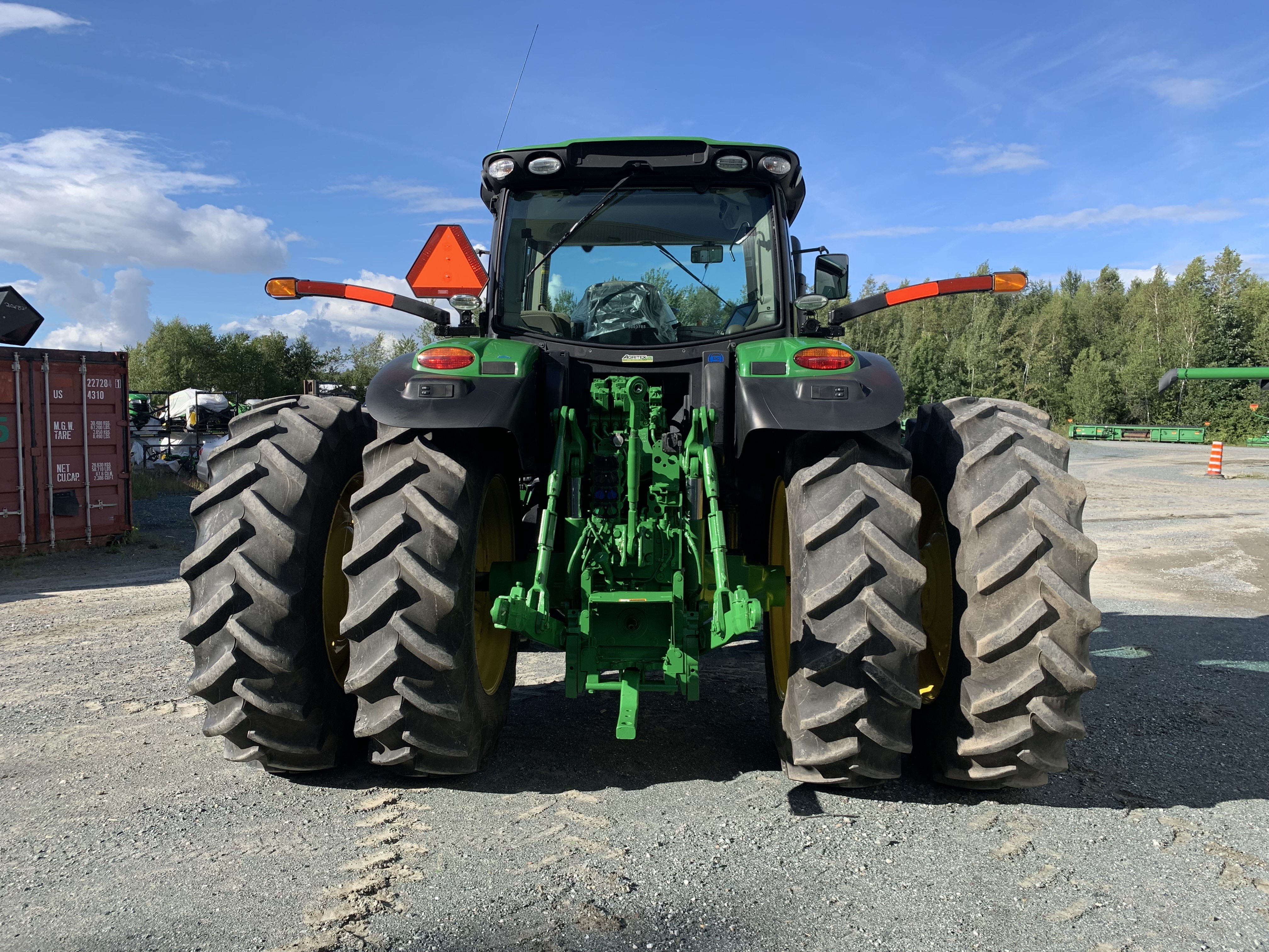 John Deere 6195R 