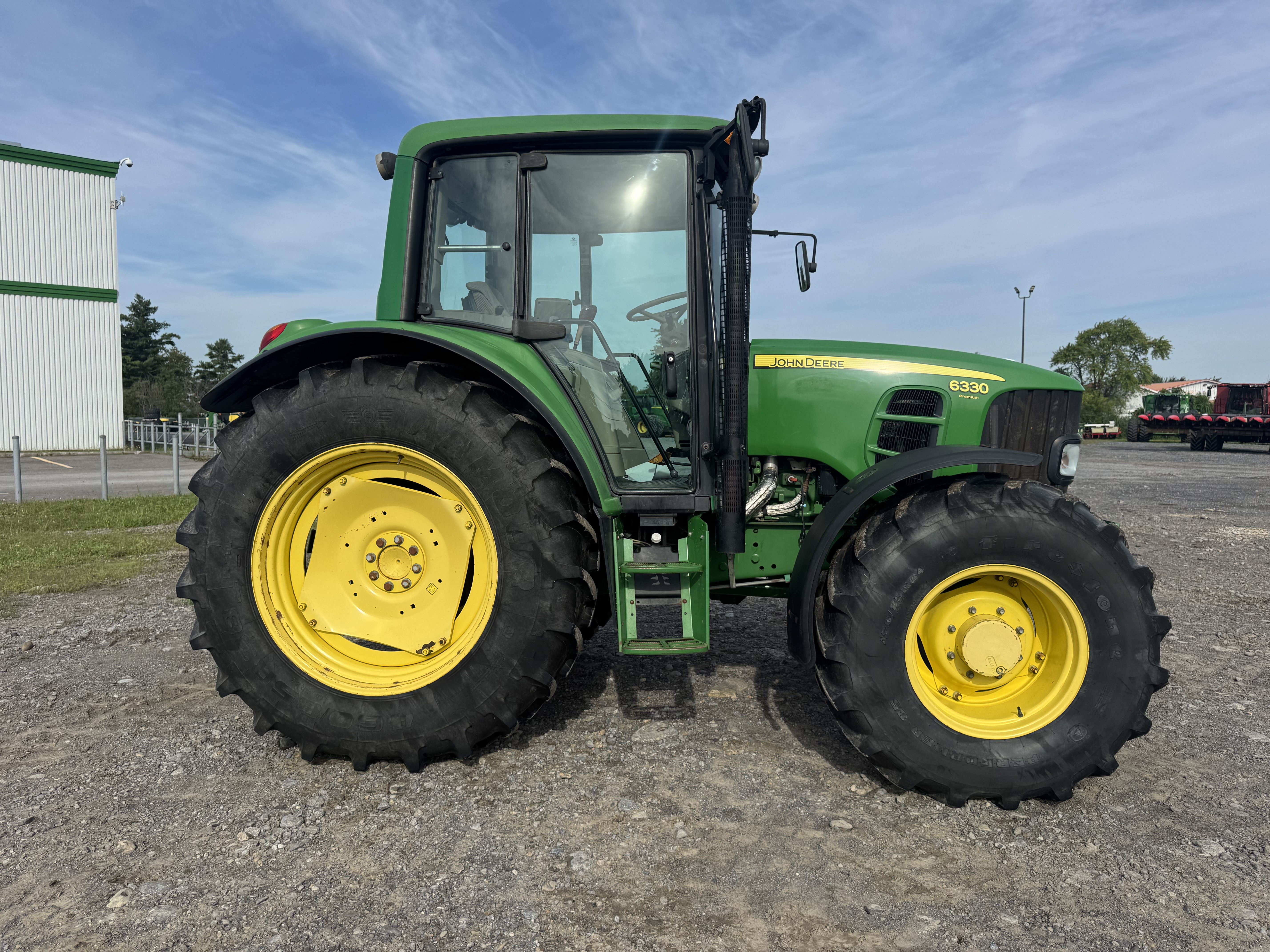 John Deere 6330