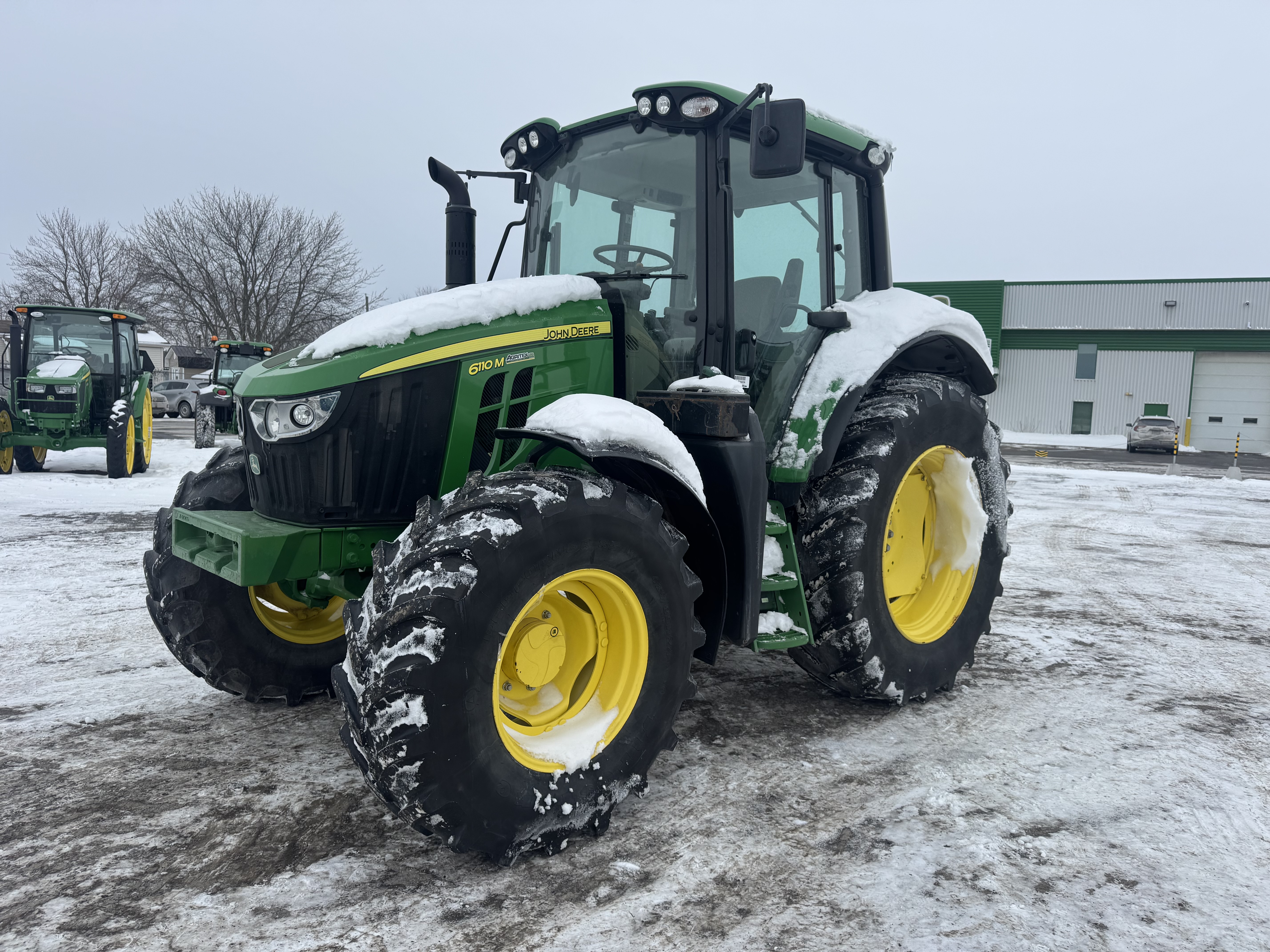 John Deere 6110M 