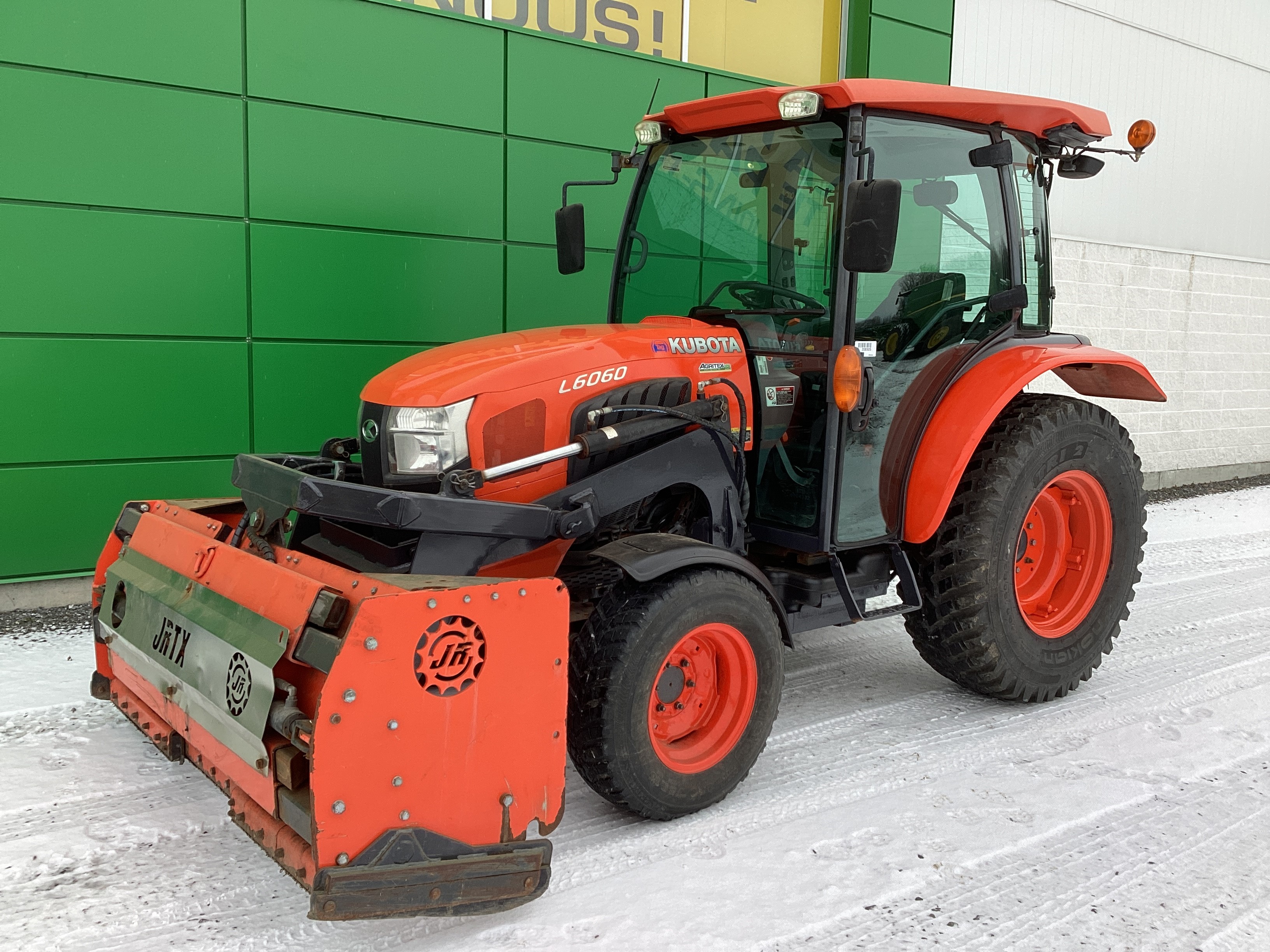 Kubota L6060 GRATTE NOKIAN