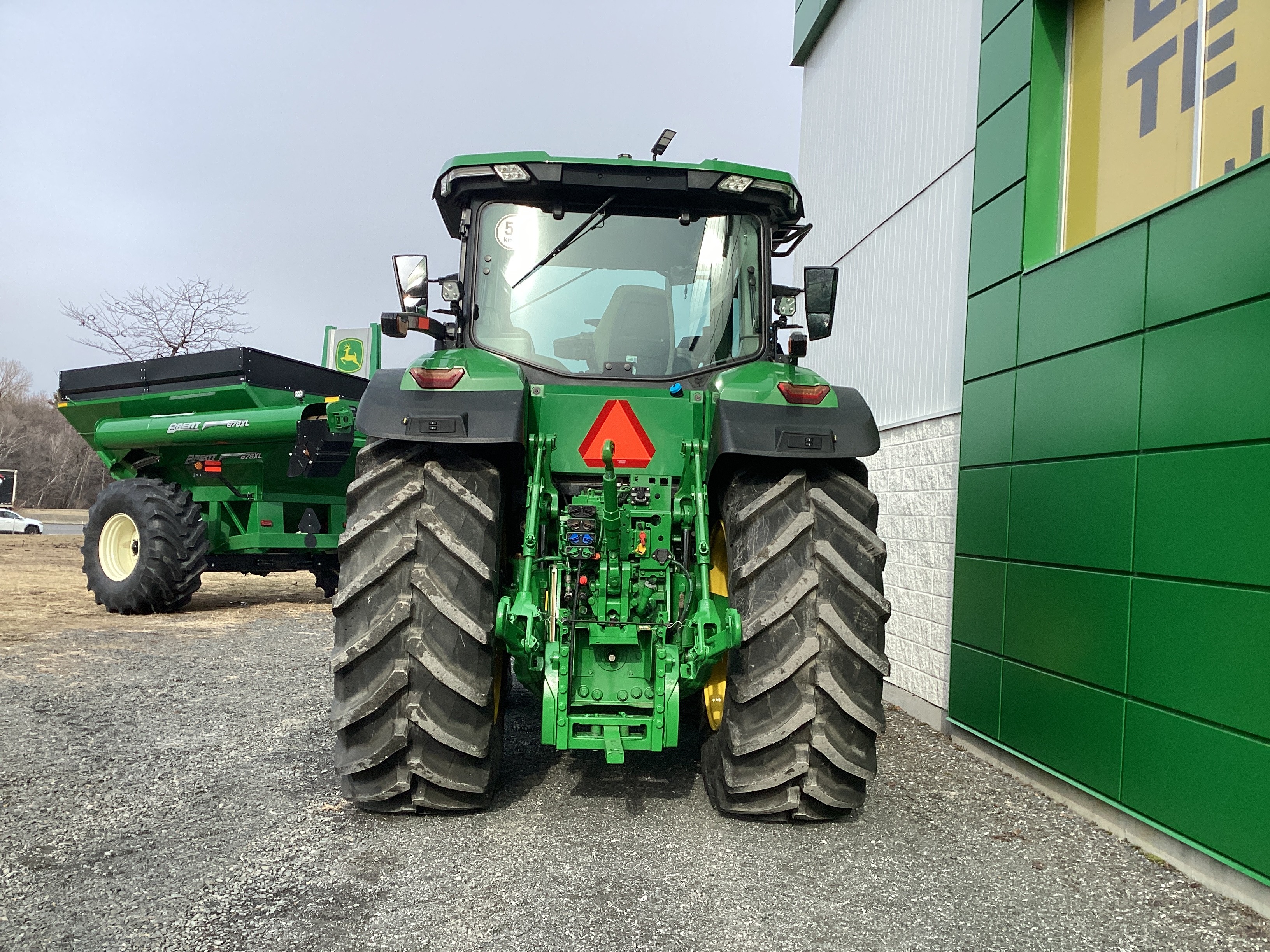 John Deere 7R 230 