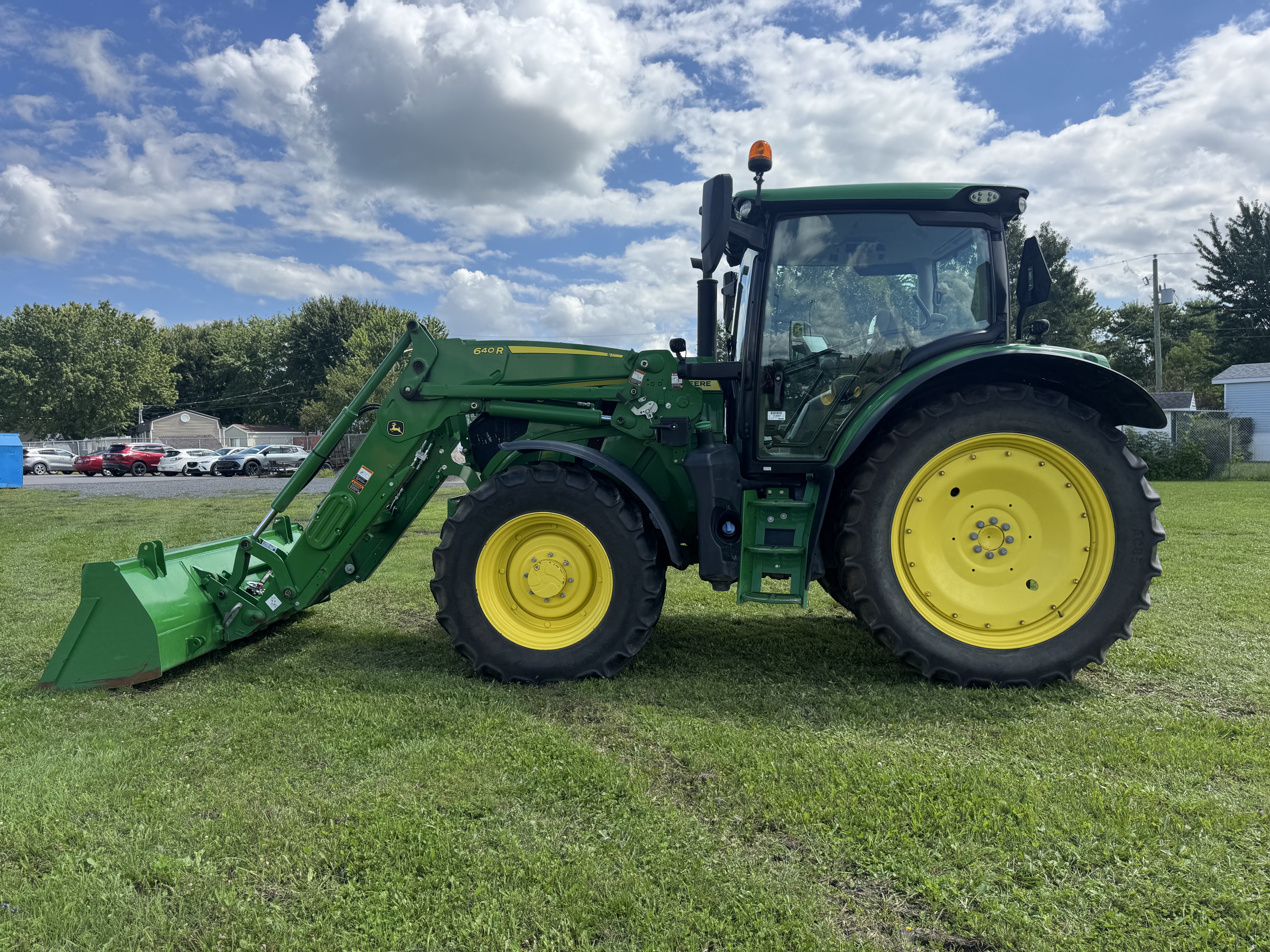 John Deere 6R 110