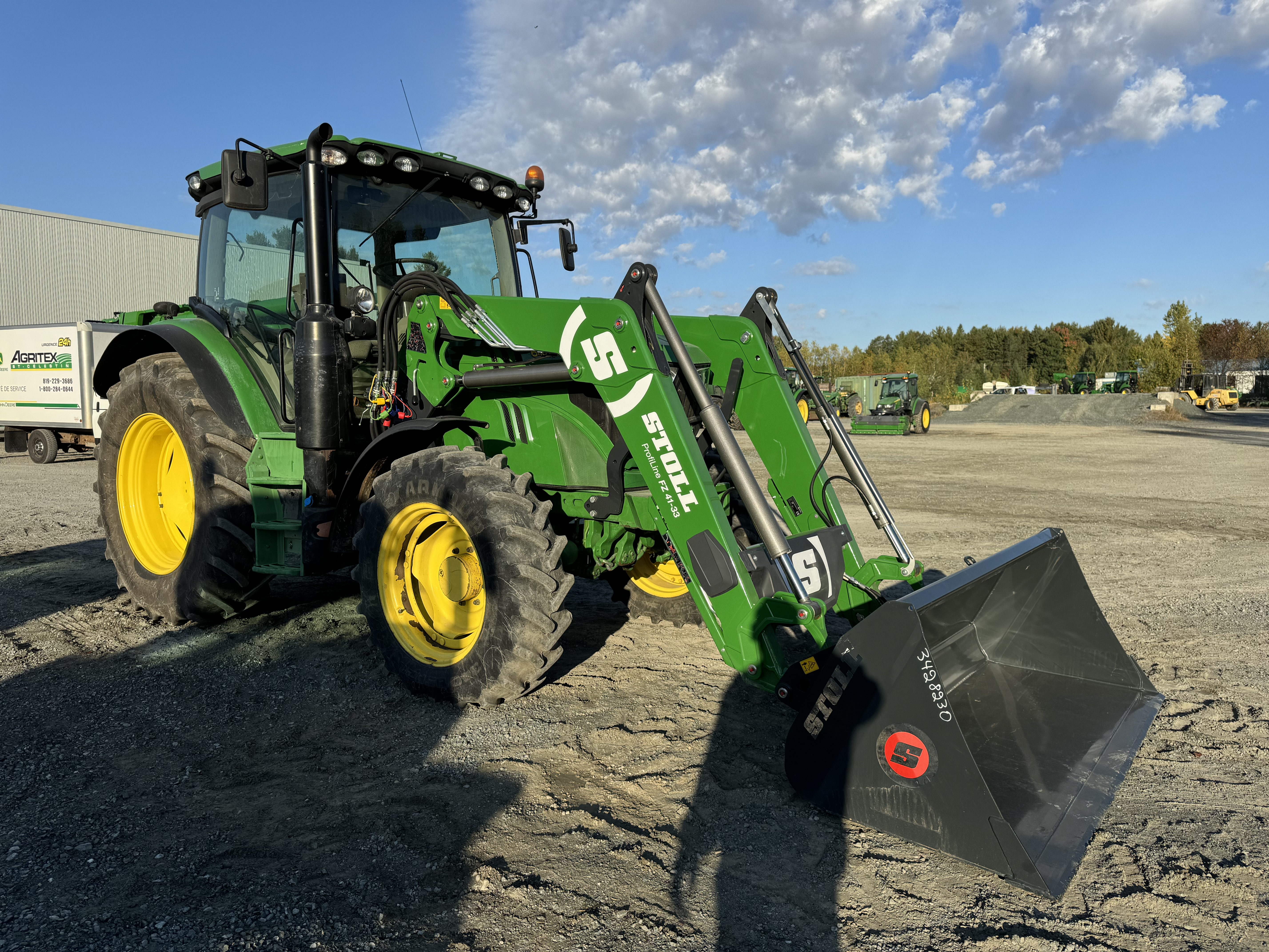 John Deere 6110R