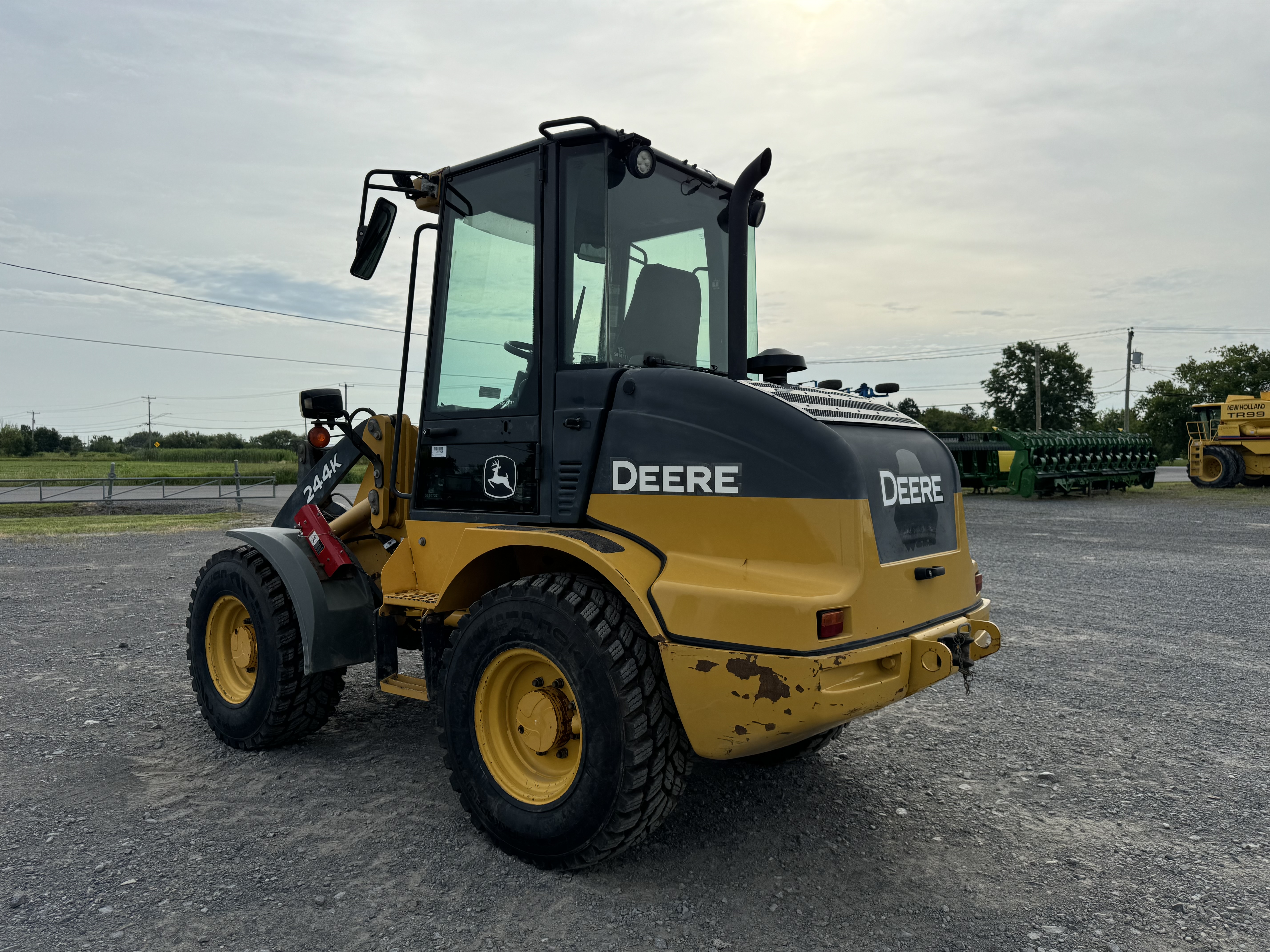 John Deere 244K