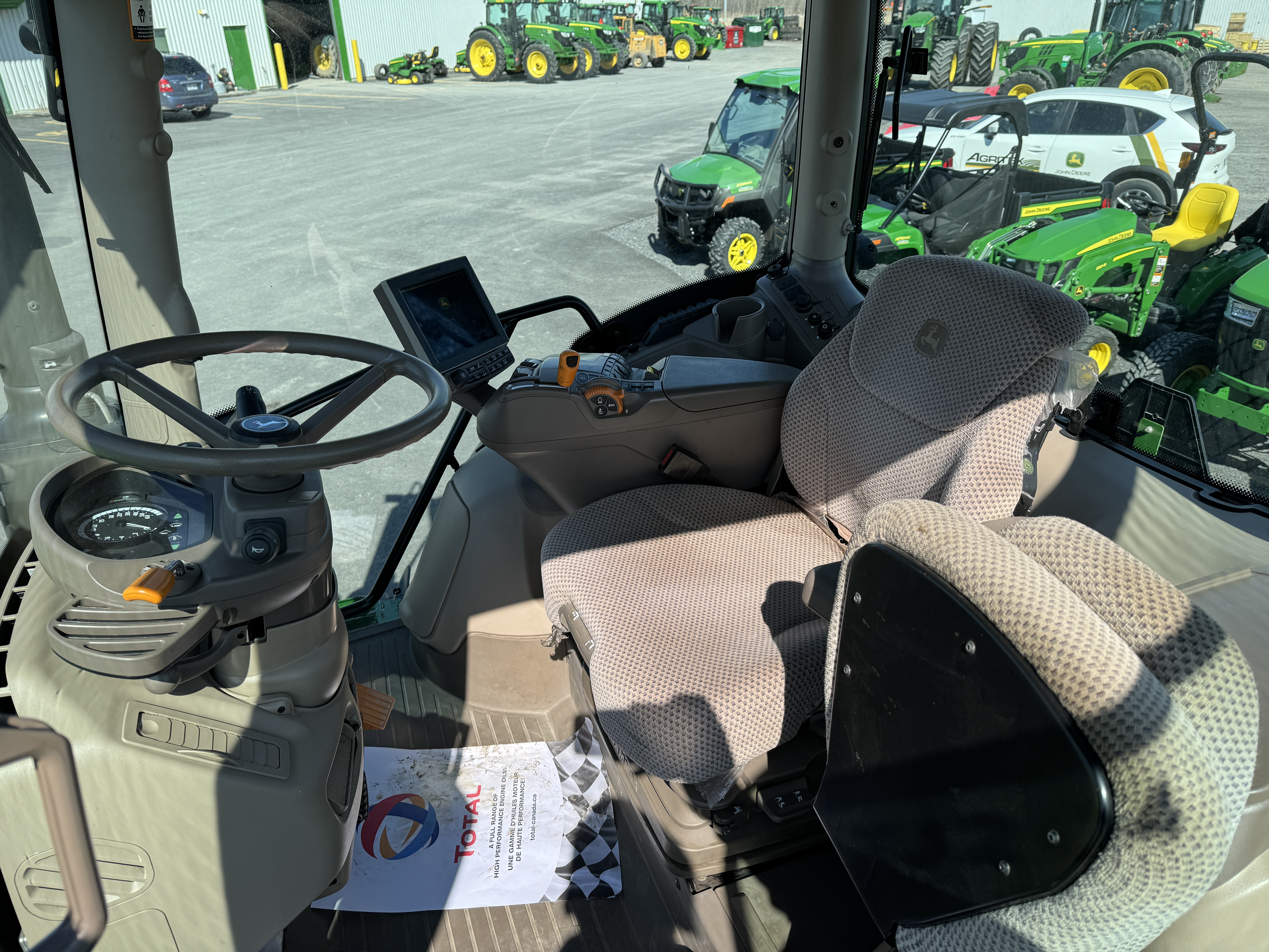 John Deere 6110R