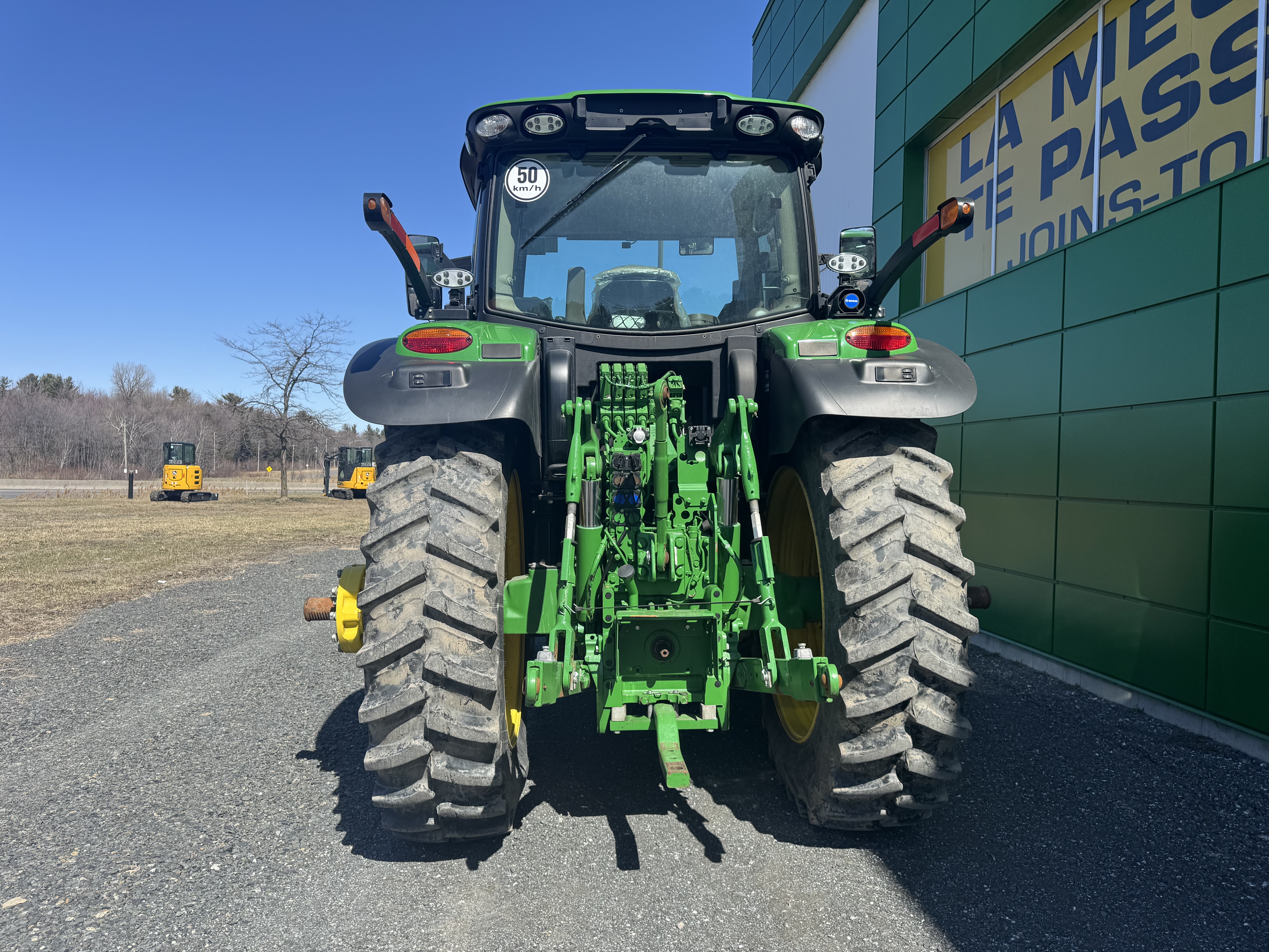 John Deere 6R 195  