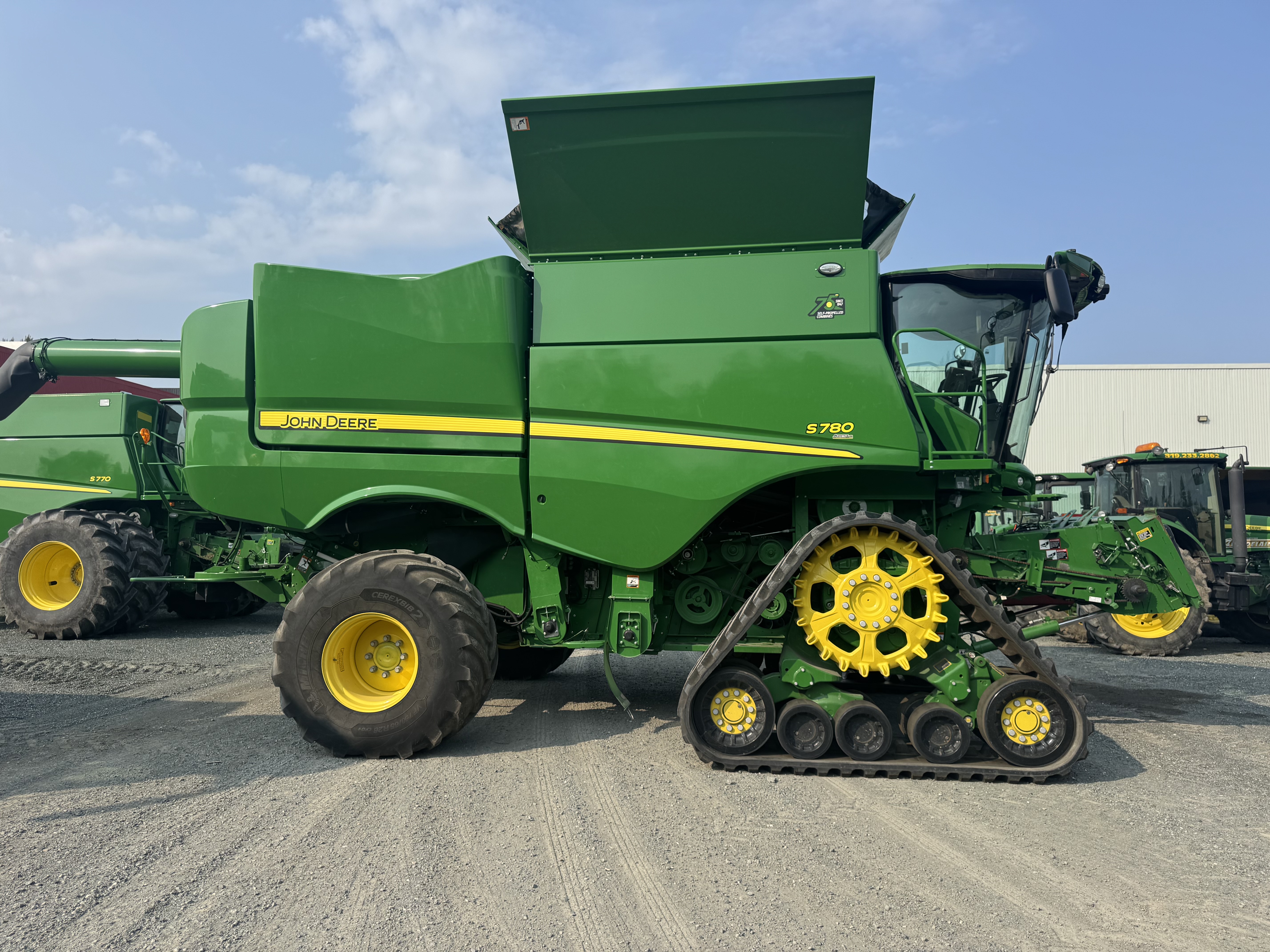John Deere S780 TRACK
